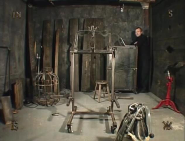 bdsmvilla-4-R1UIO09jd9.mp4_20210408_132617968.jpg