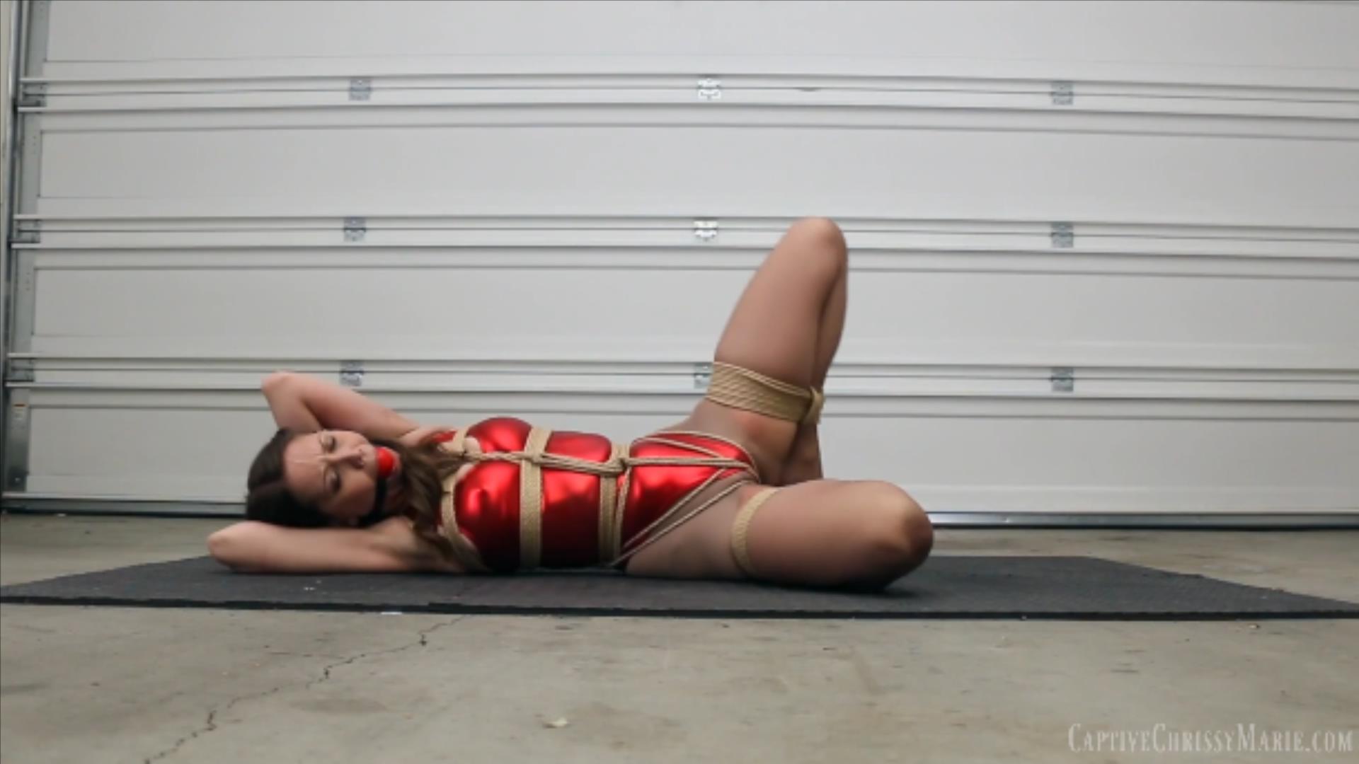 SpankBang.com_lt19 cm leotard bondage_1080p.mp4_20201216_233001308.jpg