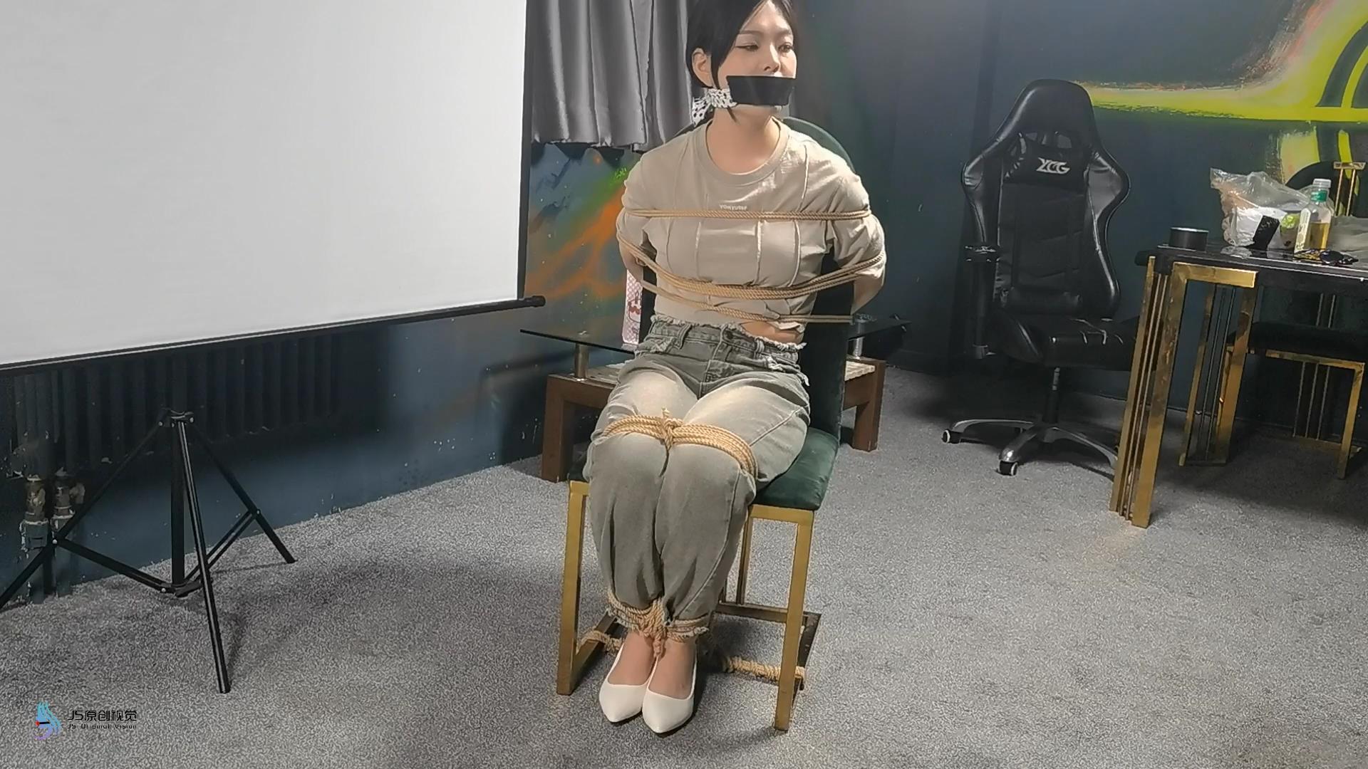 【JS】梦琪 少女遇险[00_12_00][20250101-104127].jpg