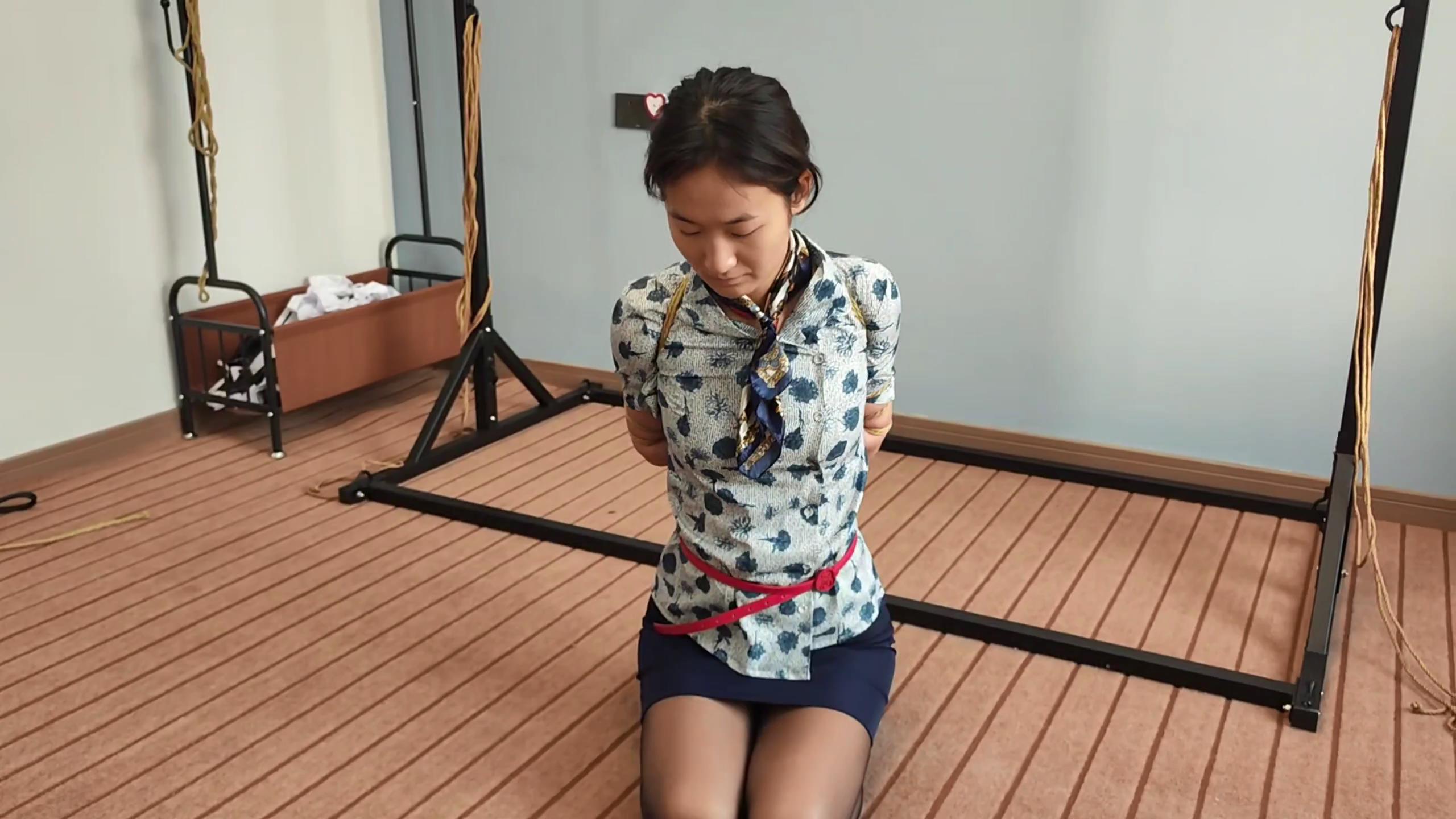 李大侠 晓倩空姐制服捆绑[00_12_27][20250113-090120].jpg