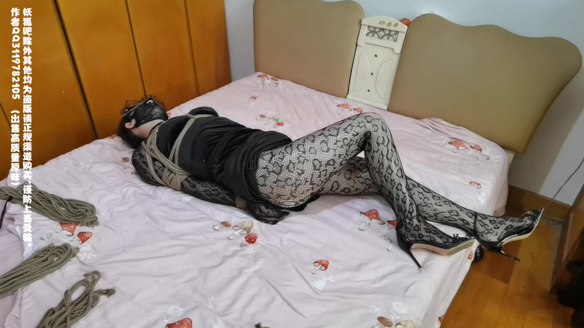 我的媳妇 晚礼服 连身袜、极限踮脚绞刑P[00_21_10][20250424-112238].jpg