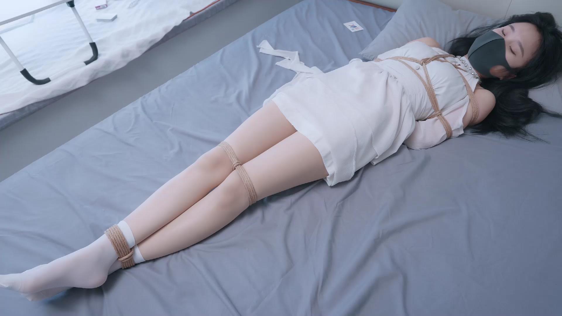 悠米 女白领的危机2 堵输了需要用身体还[00_03_00][20250521-080608].jpg