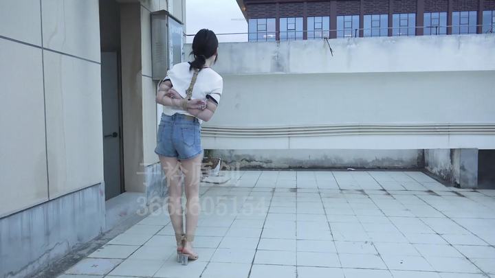 211453xkp0z1h0nuhtm19t.jpg