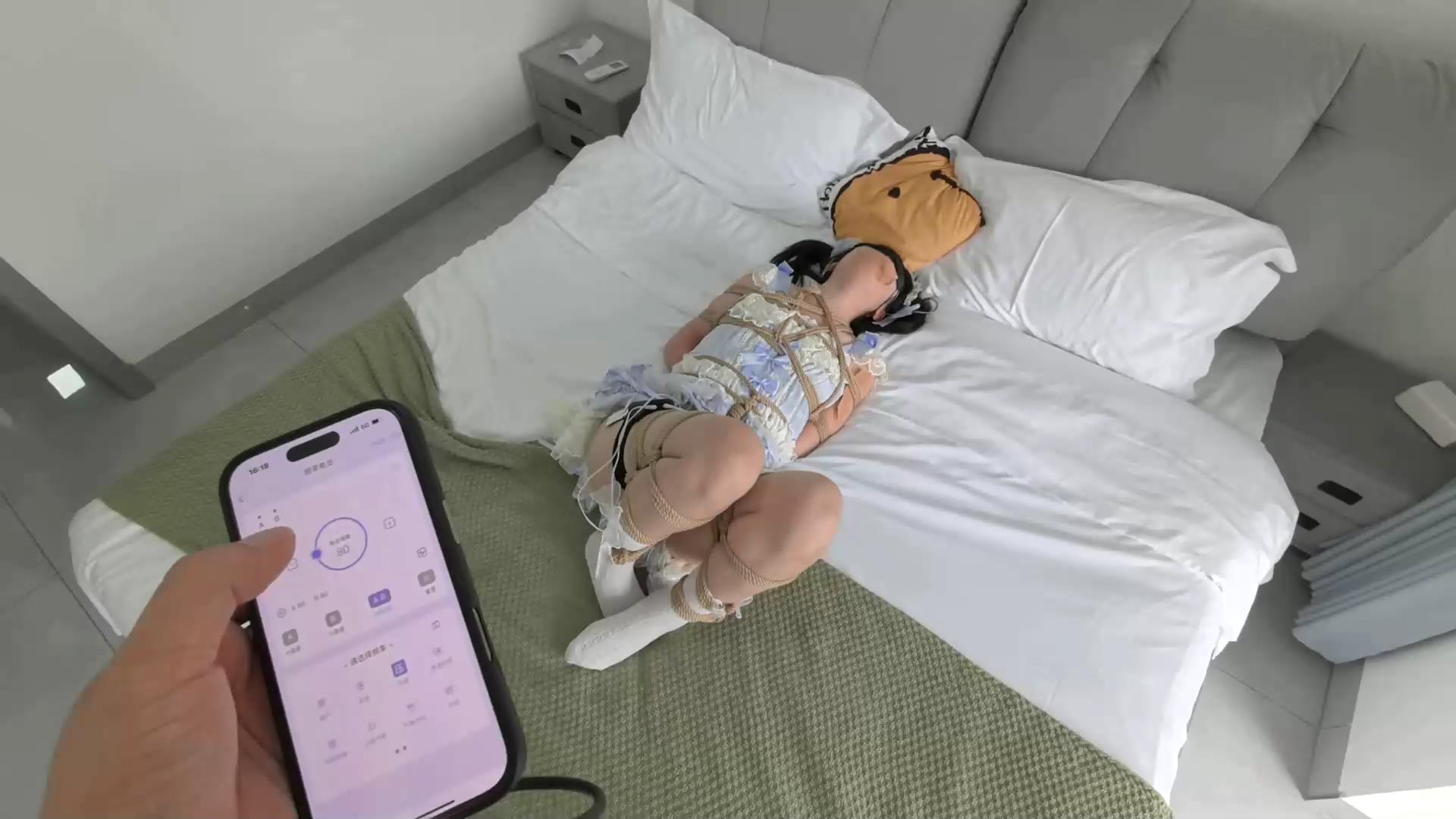 FXX 她们的故事 一墙之隔只为激发更大[00_30_38][20250714-180311].jpg