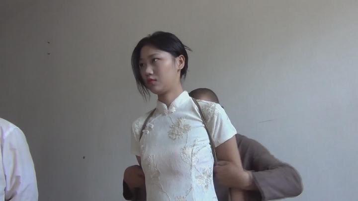211000luu1cdb9r1acgdt3.jpg