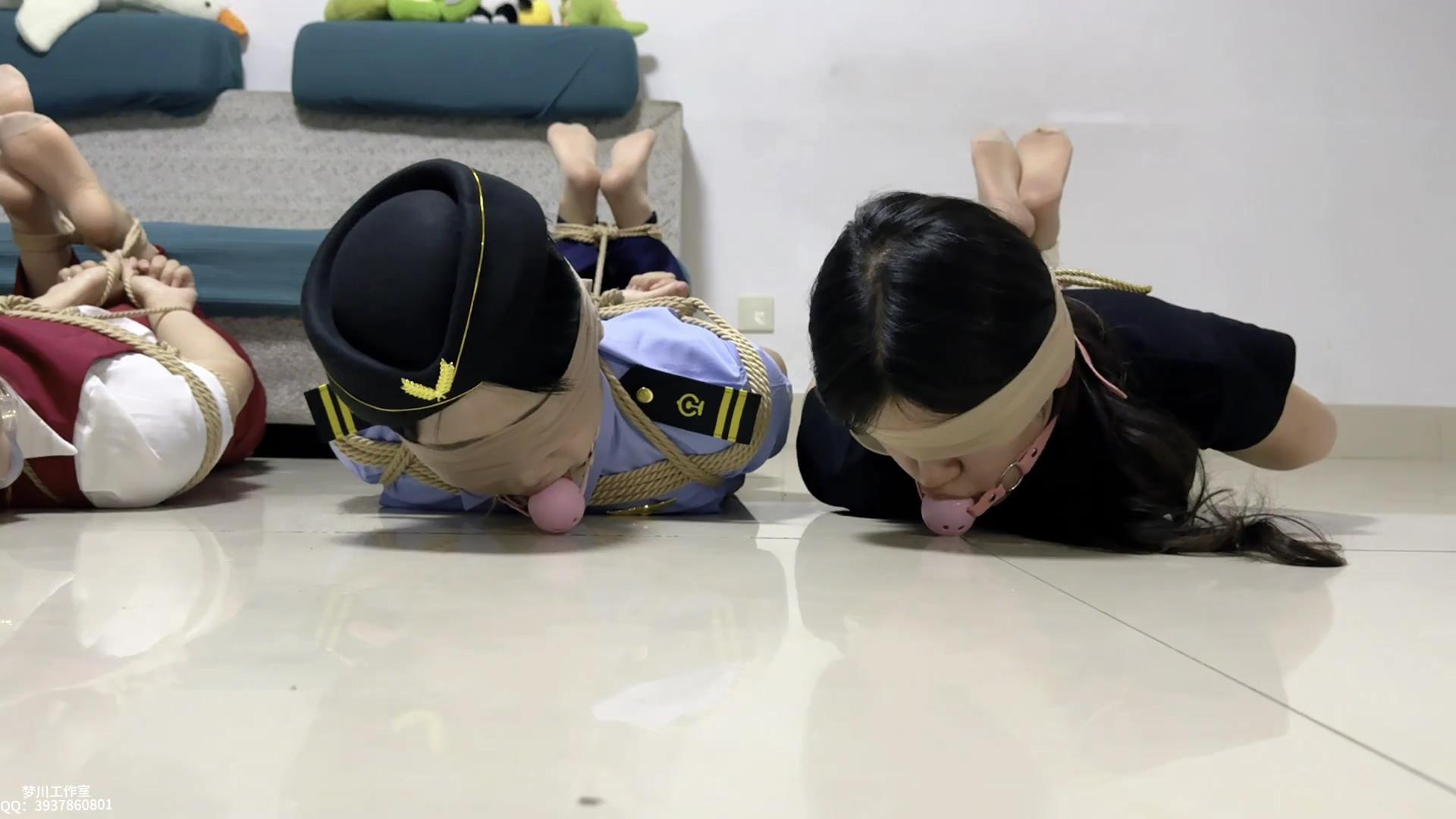 梦川 丝袜制服控福利 难搞的乘客[00_29_04][20250918-121419].jpg