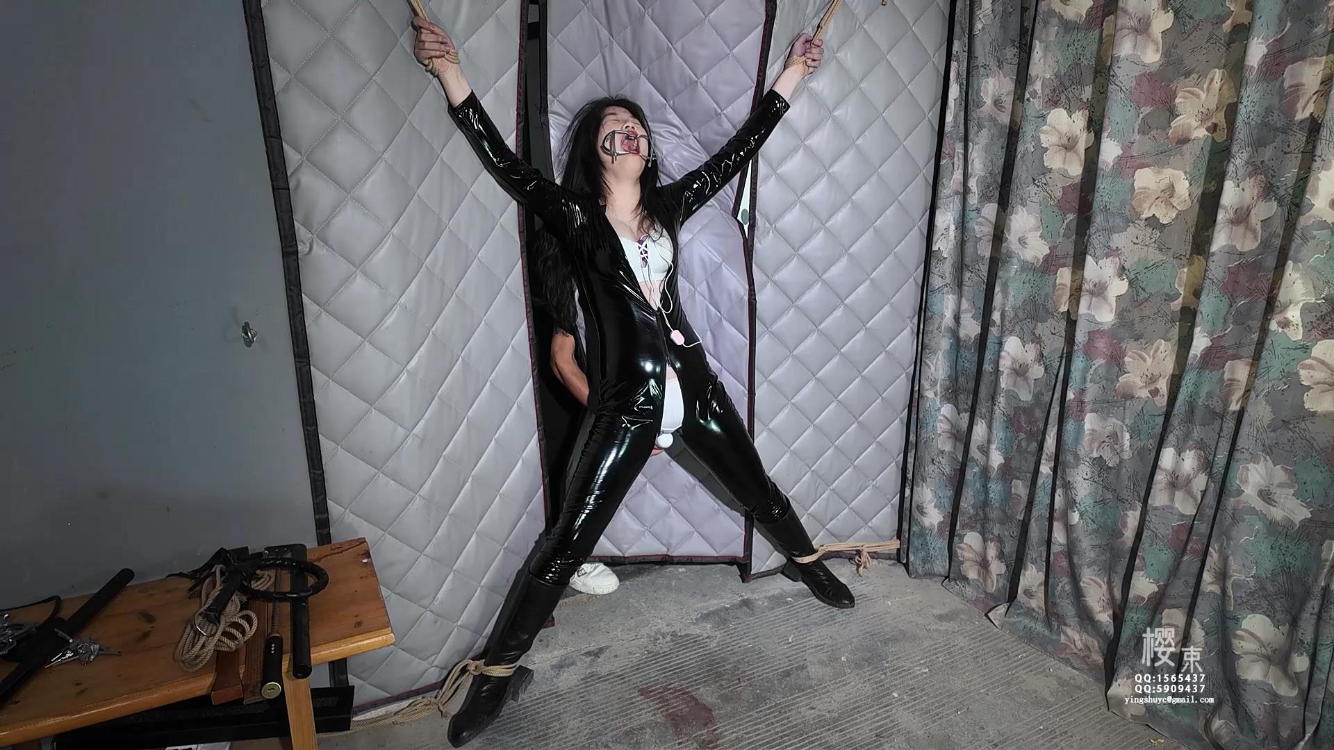 樱束原创 搜身 间谍被捕先要对她进行一番[00_29_25][20250926-125030].jpg