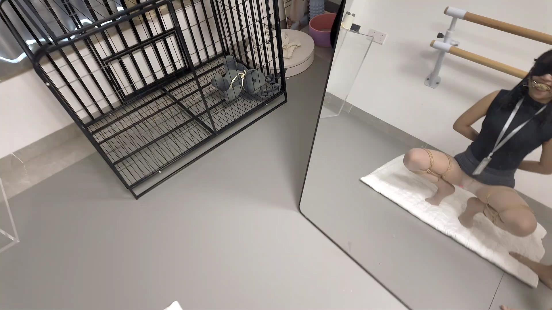 凛凛蝶 新搬来的邻居姐姐要主动当我的肉玩[00_11_37][20250929-101922].jpg