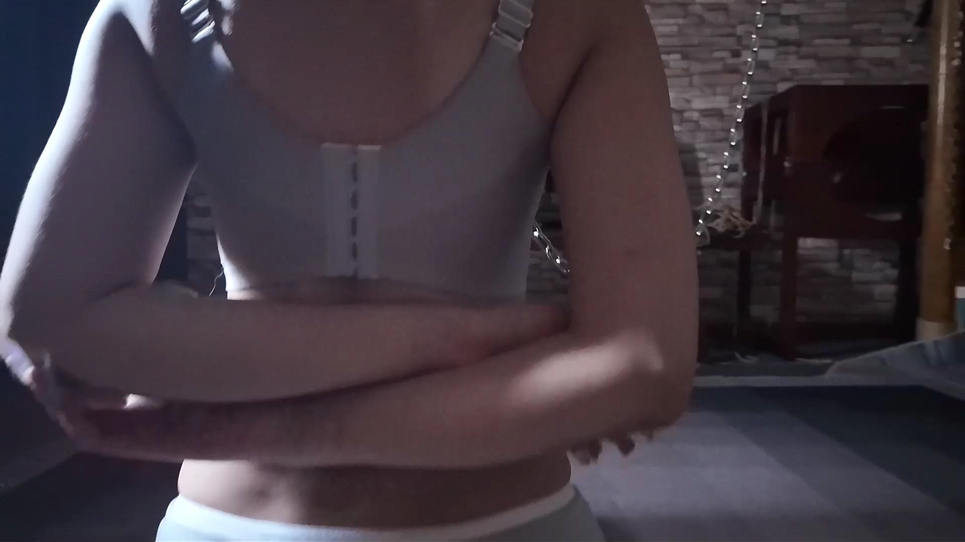 一绳所爱 女NU魏灿灿 附访谈[00_01_00][20251003-112808].jpg