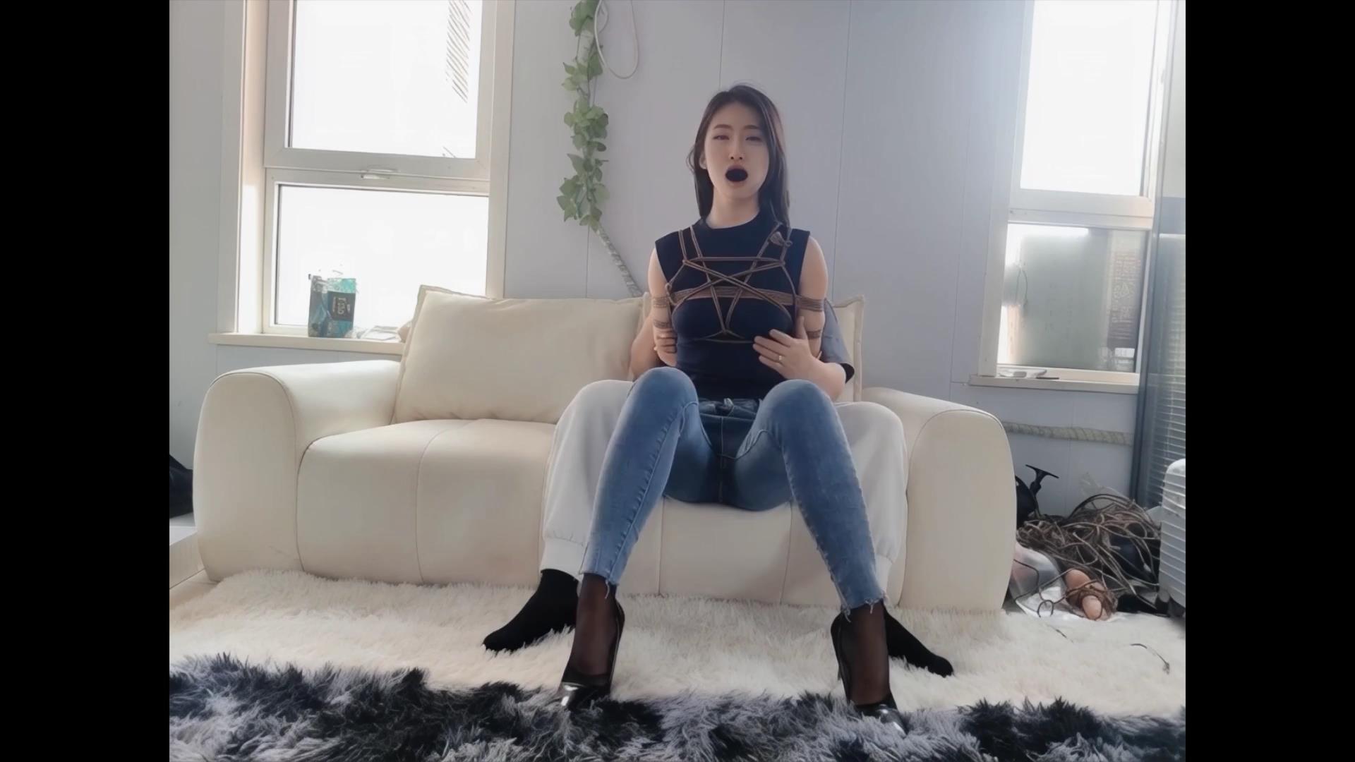 玩绳男孩 律政佳人的绳虐之路 第二部[00_30_26][20251005-140913].jpg