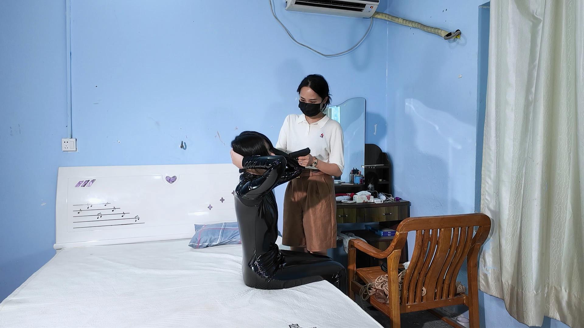 樱束原创 间谍潜入失败 女间谍潜入偷取公[00_01_52][20251012-113132].jpg