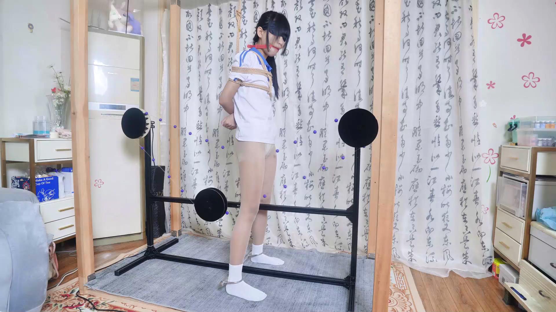 冷与贝 被人贩抓捕的女学生小云，被调教爆[00_22_10][20251012-113850].jpg