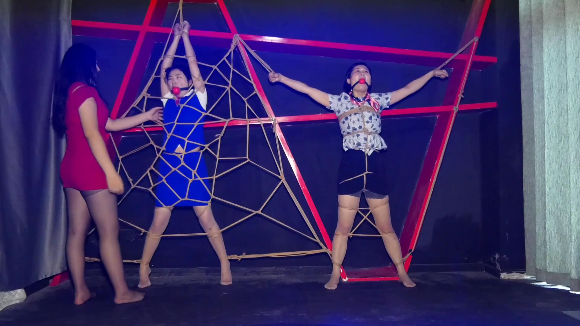 胜景影视 被囚的空姐 下集 空姐被女黑老[00_24_19][20251014-113303].jpg