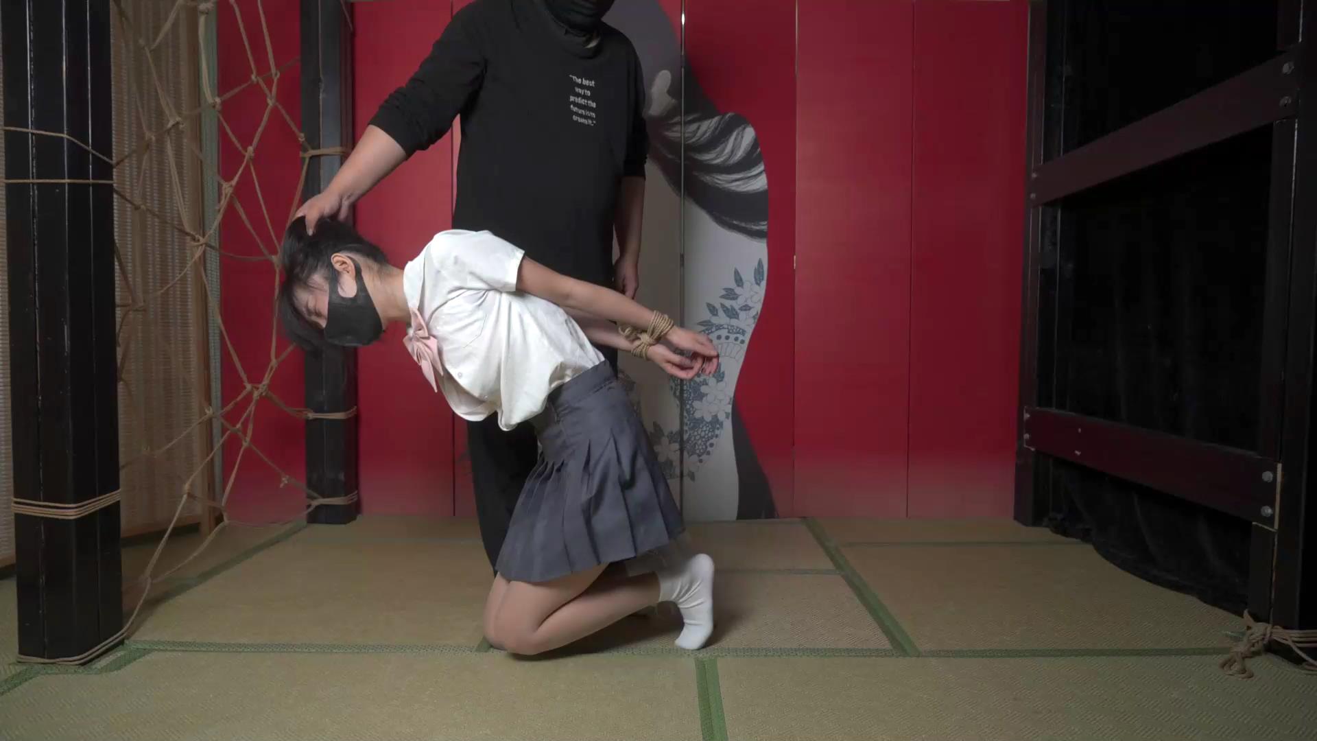 象人工作室 嗷嗷-路遇变态折磨！剧情向[00_25_04][20251015-173939].jpg