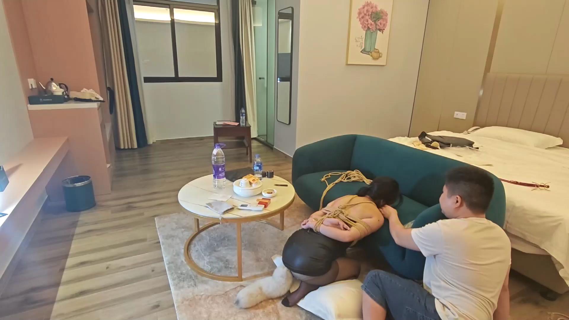 惜缘工作室 调叫小母狗，挠痒。震动木奉。[00_25_31][20251015-174637].jpg