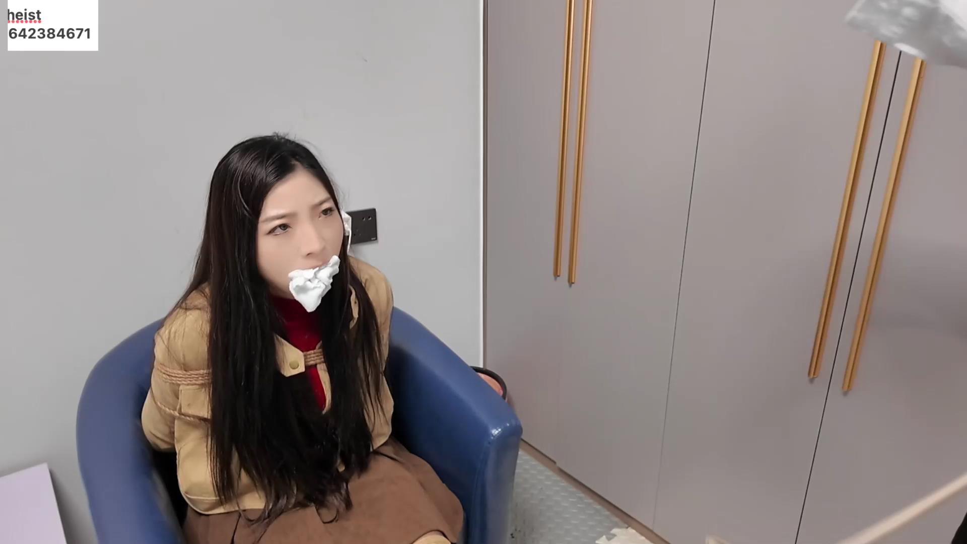 李大侠 怀旧风格、饱和剧情罪案片 毒斗 [00_16_27][20251017-125311].jpg