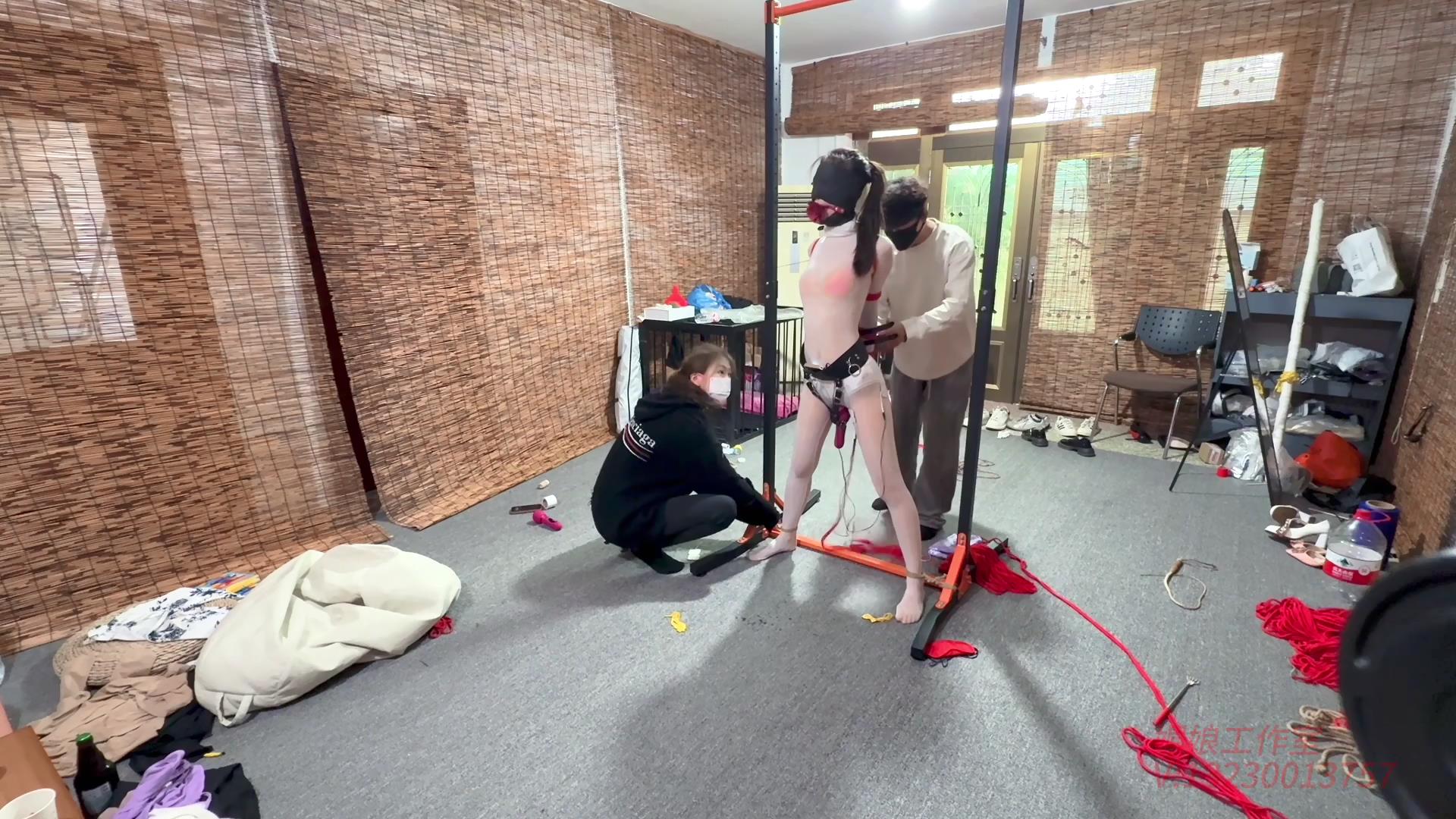 媚娘工作室 玩家线下约绑模特视频记录[00_35_45][20251018-115124].jpg