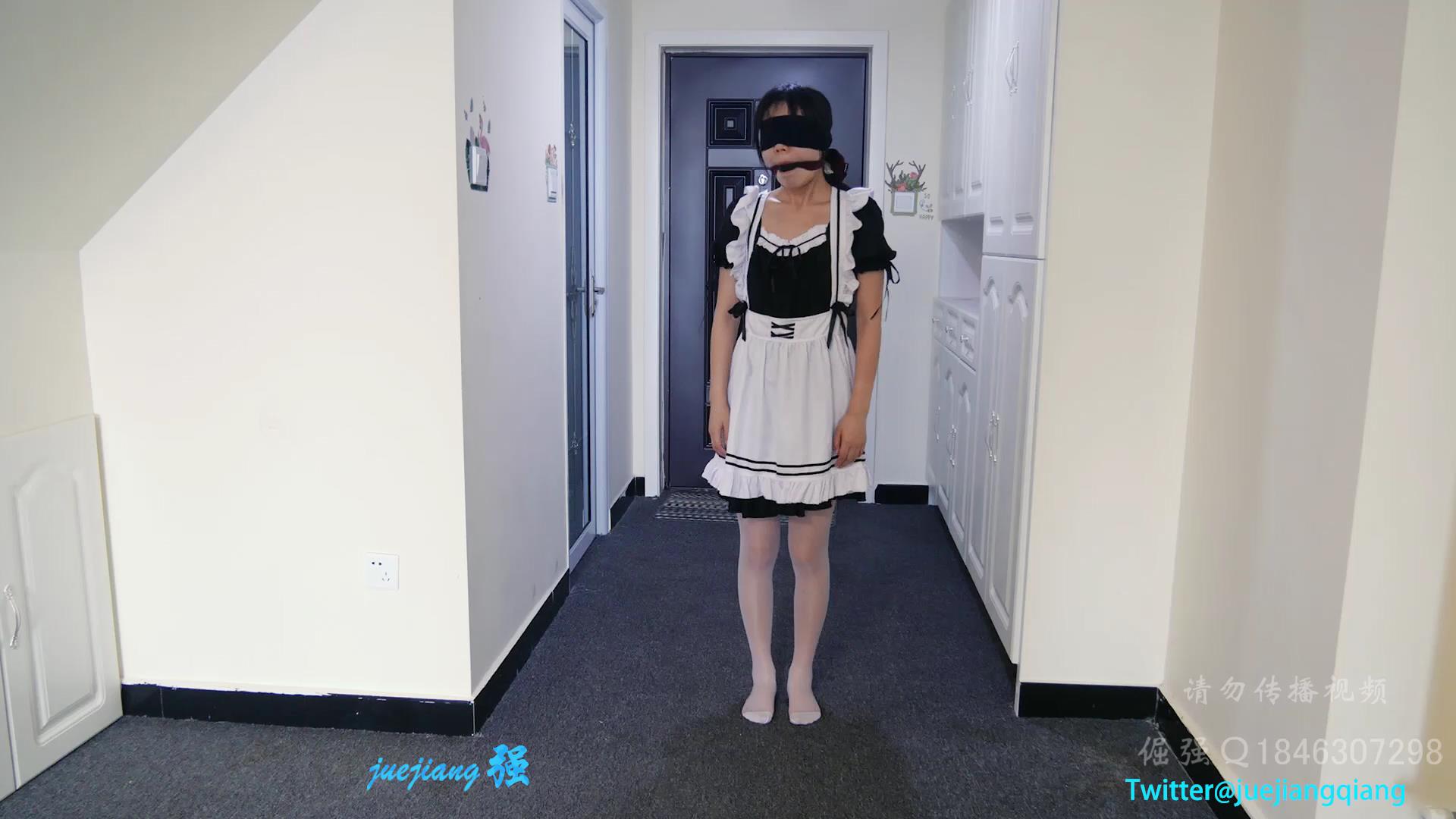 倔强原创 小舞女仆驷马吊缚震震[20251024-115016].jpg