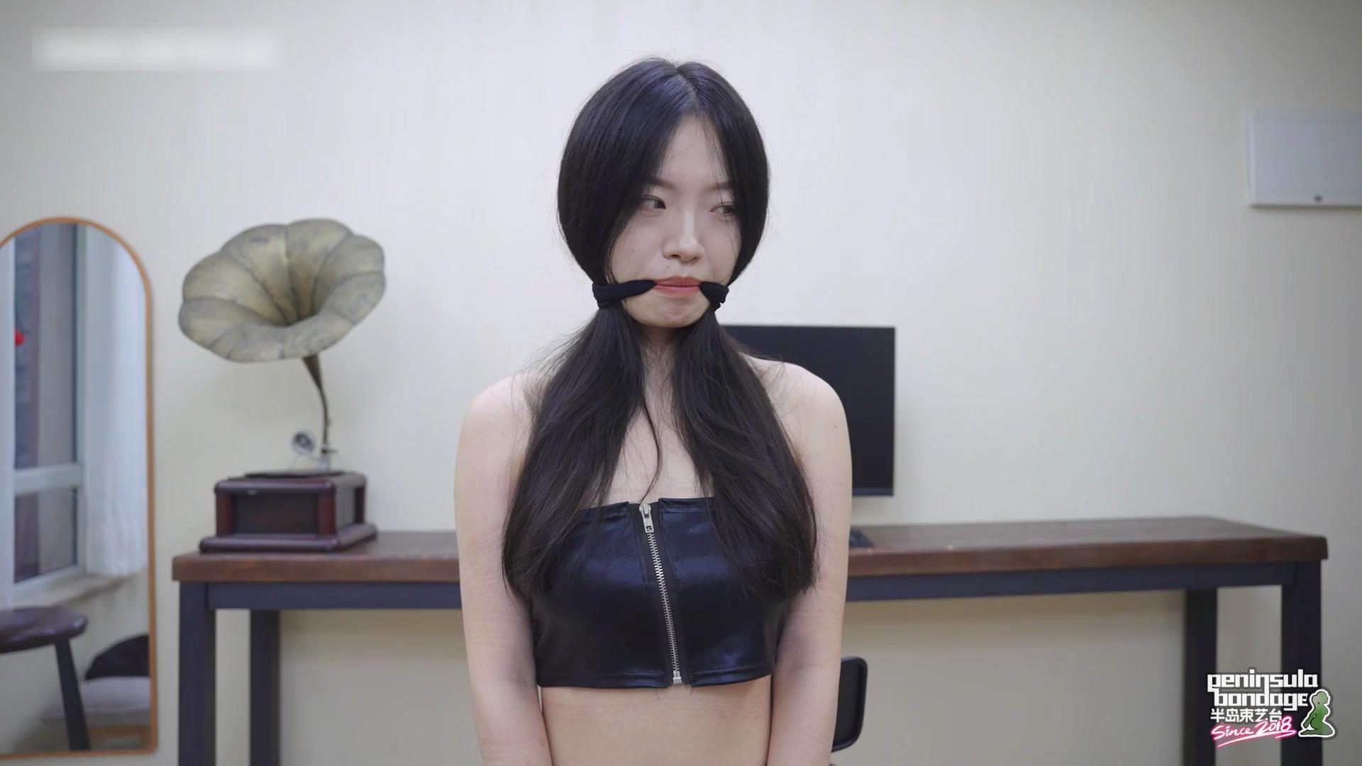 半岛束艺台-00后被整顿职场 上 海语主[00_02_24][20251102-102720].jpg