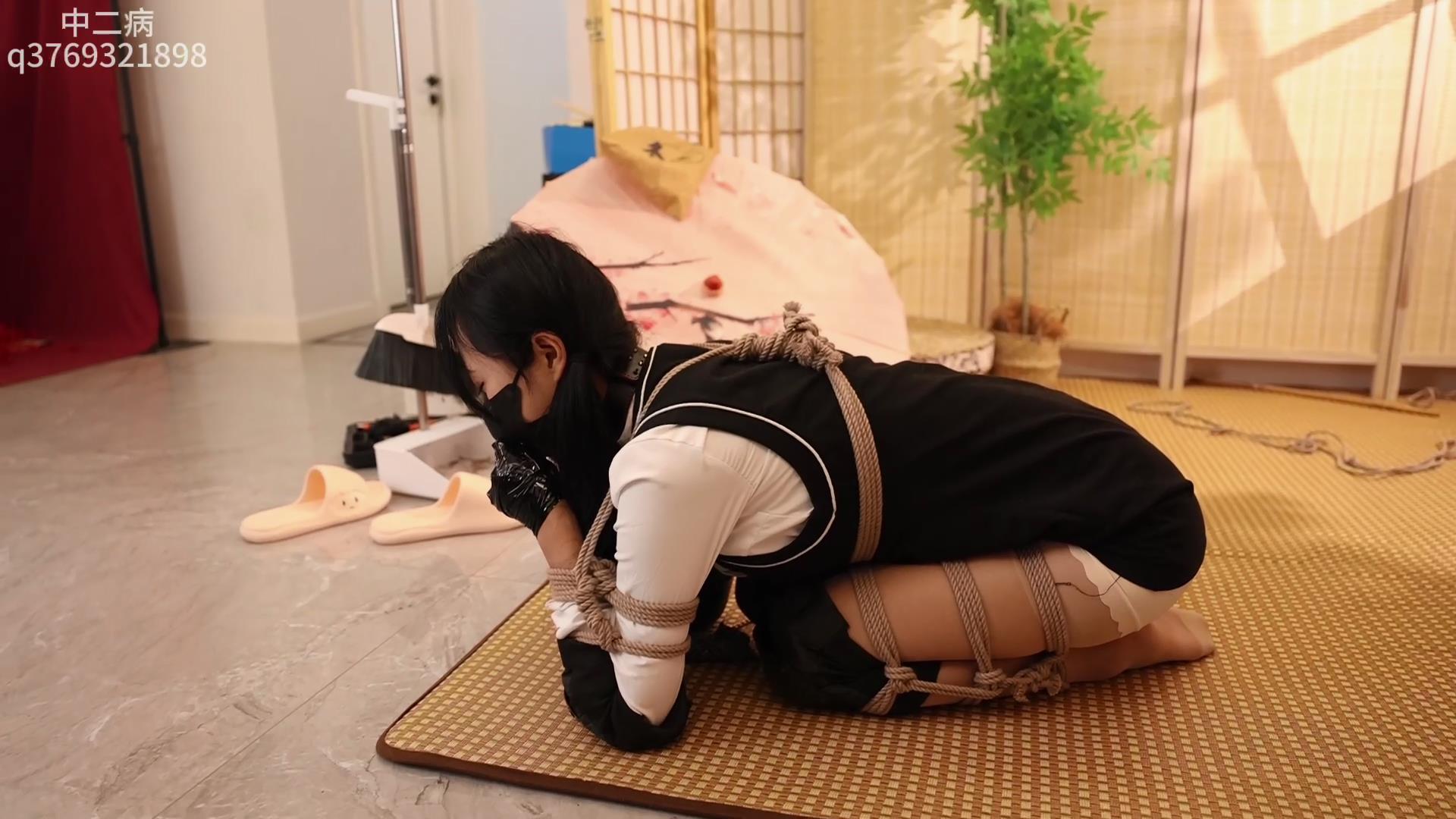 中二病 双马尾精致少女北北的犬缚调教，少[00_14_23][20251102-104542].jpg