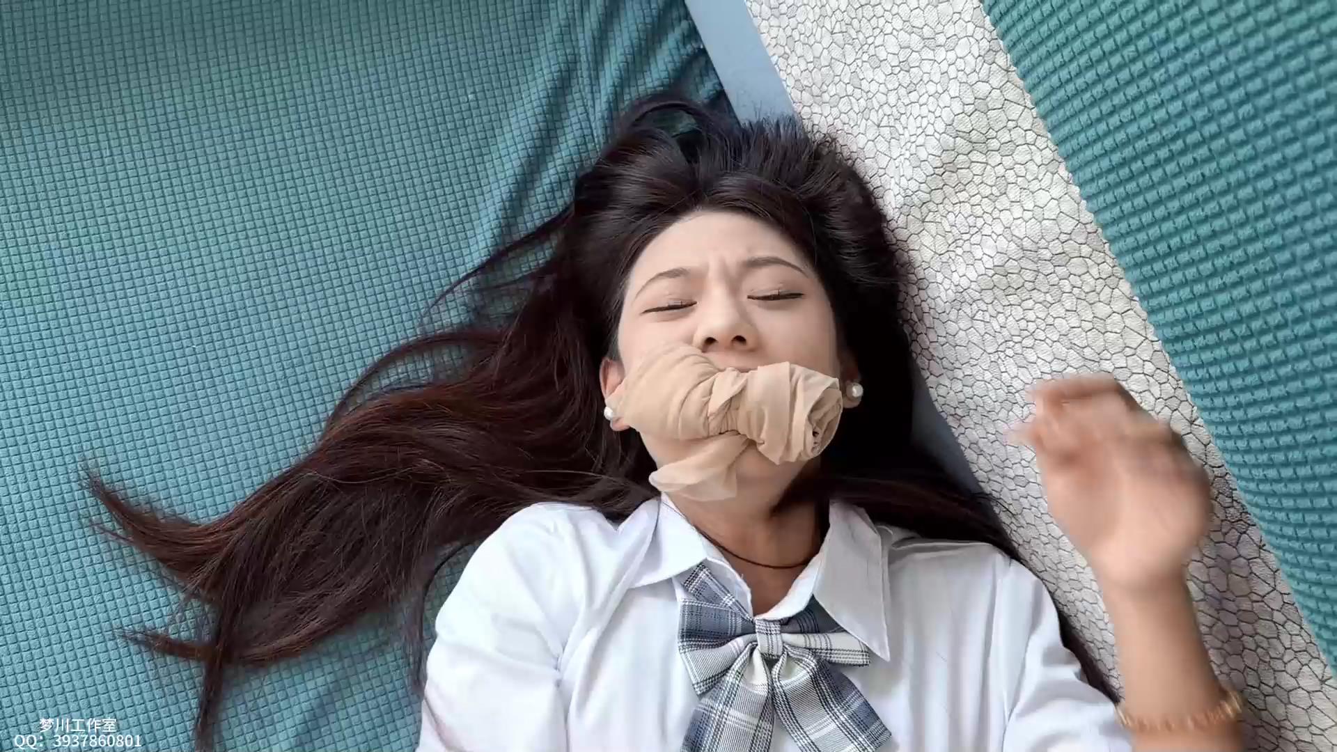 梦川 直播事故 小姐姐是一位卖货主播，接[00_14_46][20251105-144726].jpg