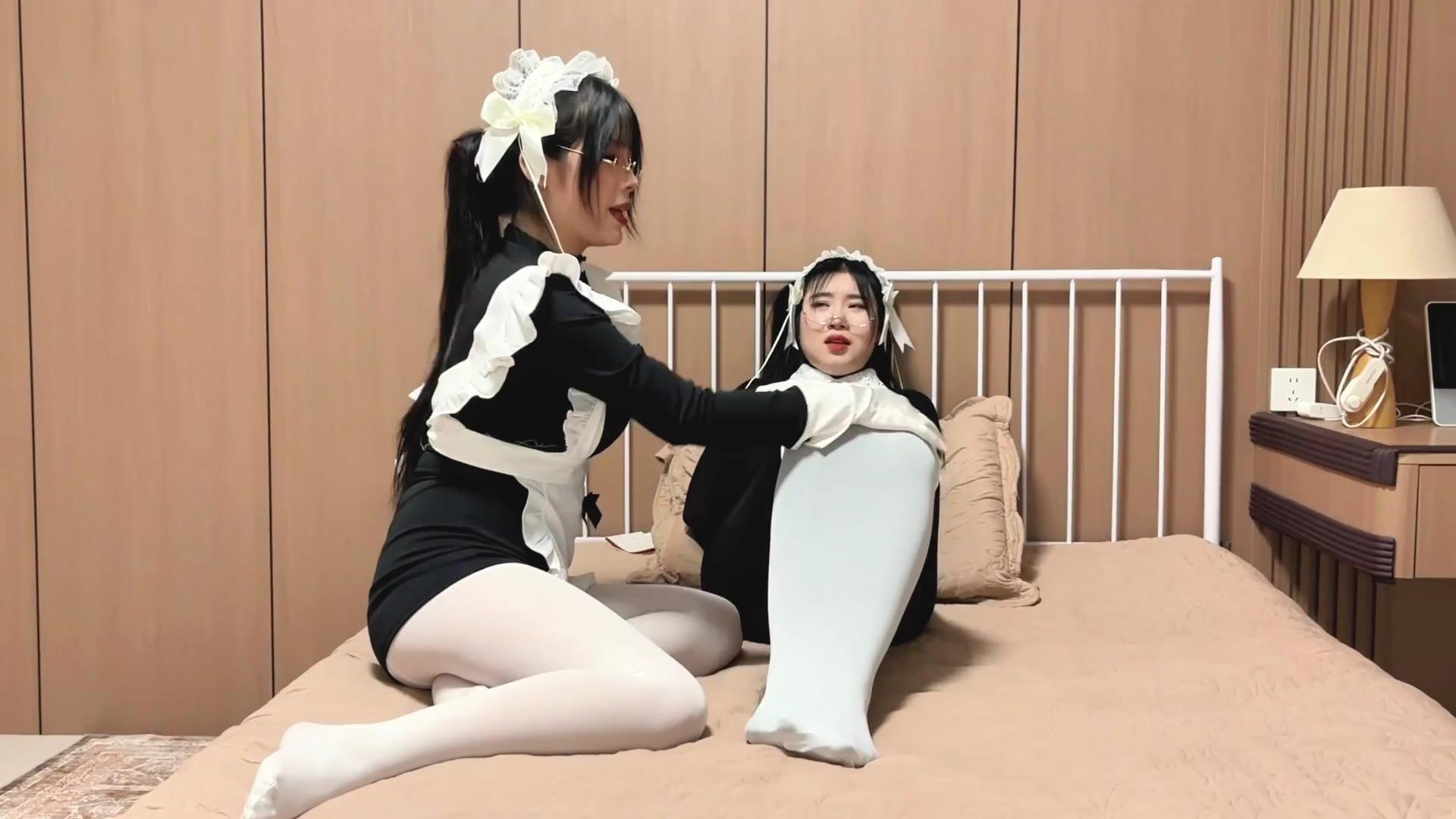 云雀定制-女仆的玩物01 吴晗、曼妮主演[00_08_56][20251106-134359].jpg