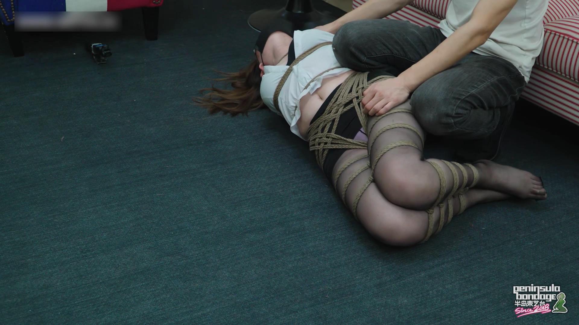 半岛束艺台-新人就是用来折腾的 泠鸢主演[00_19_49][20251108-120142].jpg