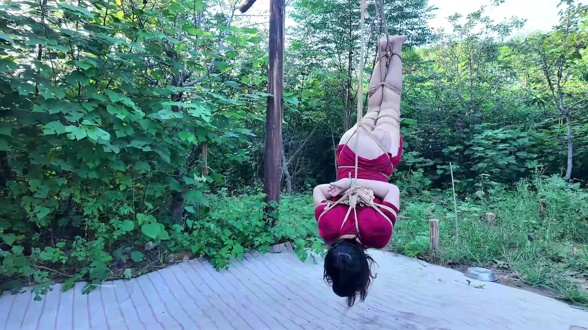 一绳所爱-夏可野外闷热炼狱 下[00_42_09][20251108-120301].jpg