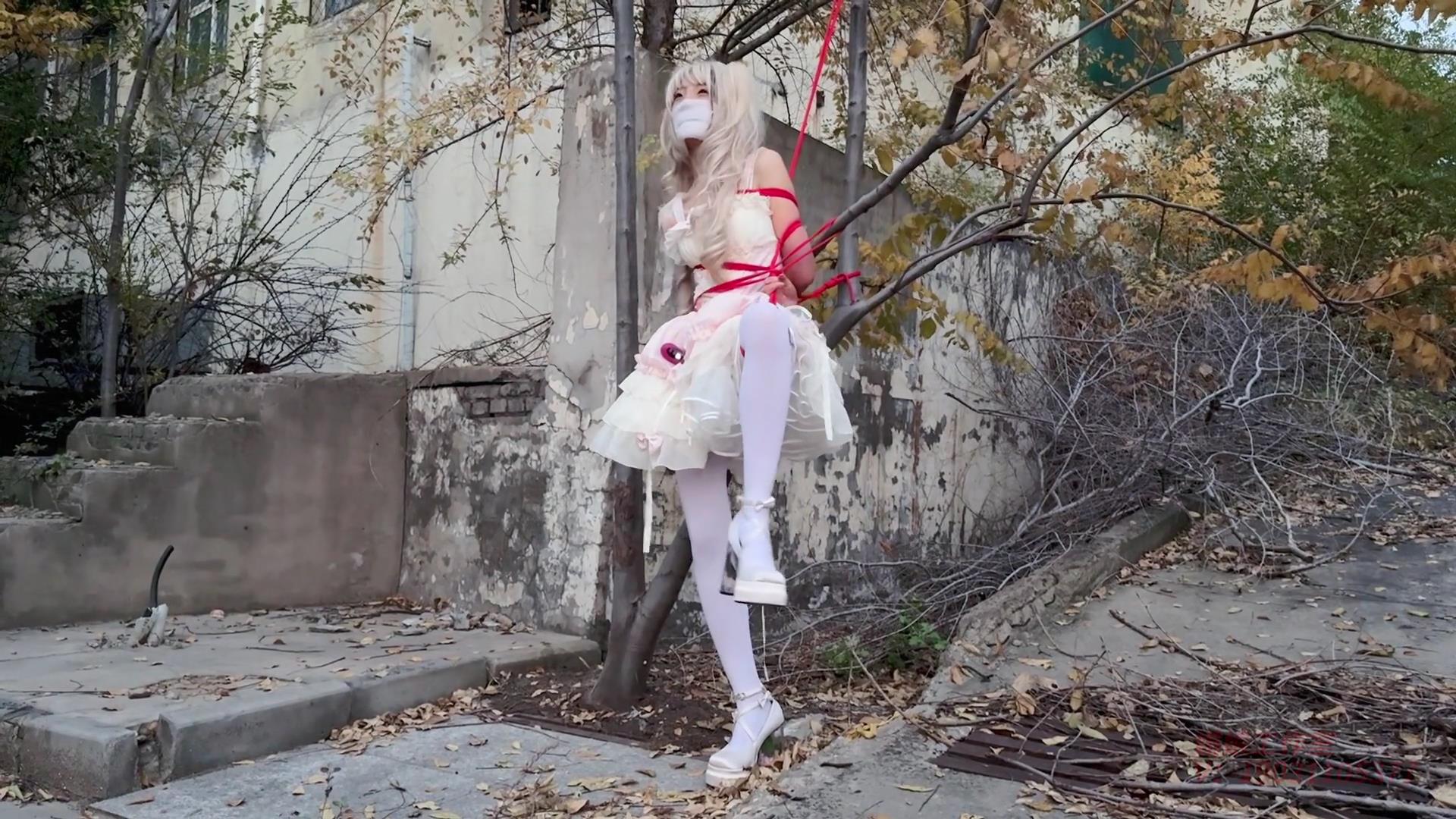 媚娘工作室 萝莉的户外挑战[00_32_13][20251109-123454].jpg