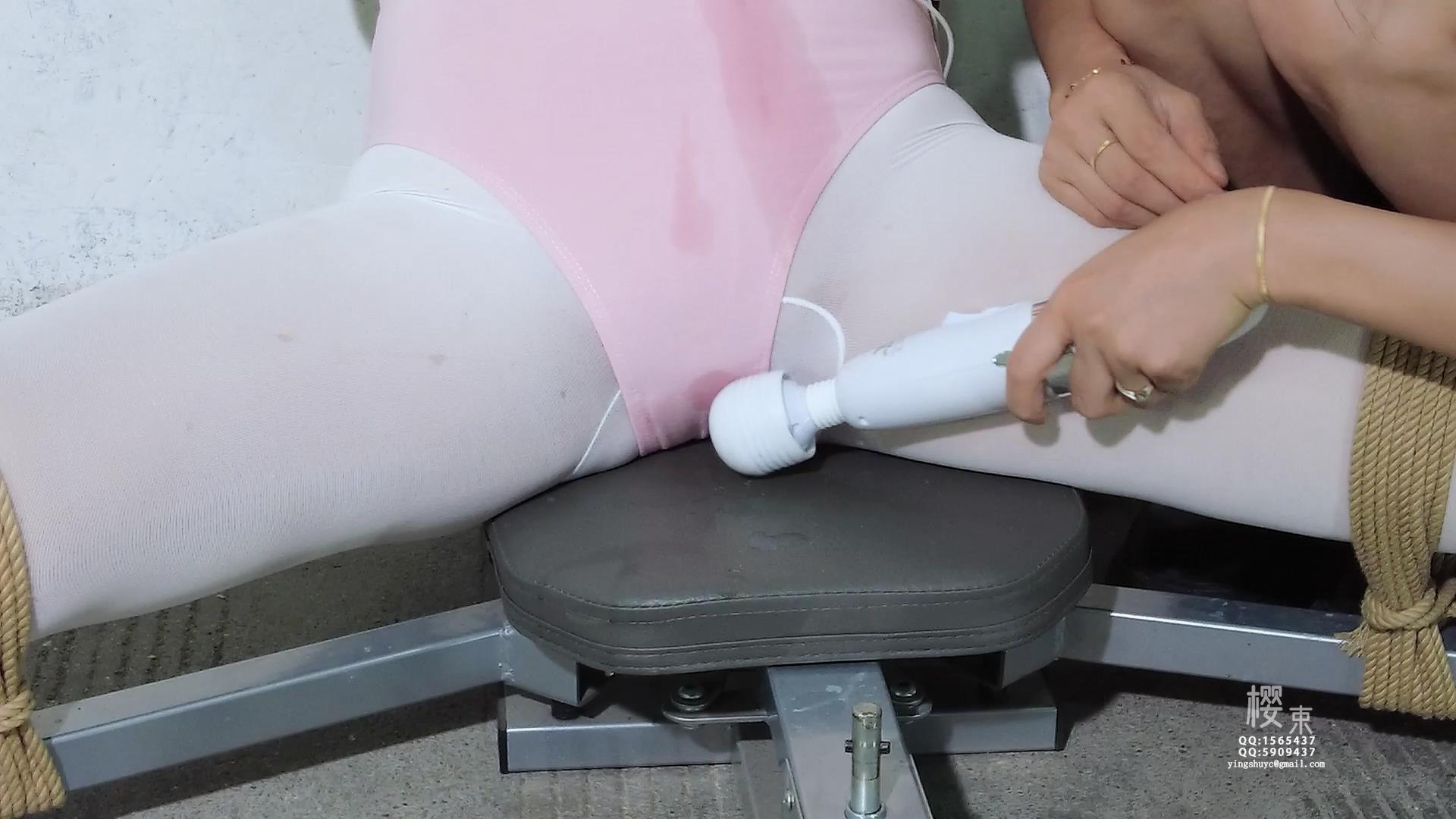 樱束原创 一字马的加训 身为舞蹈生一字马[00_27_12][20251114-114831].jpg