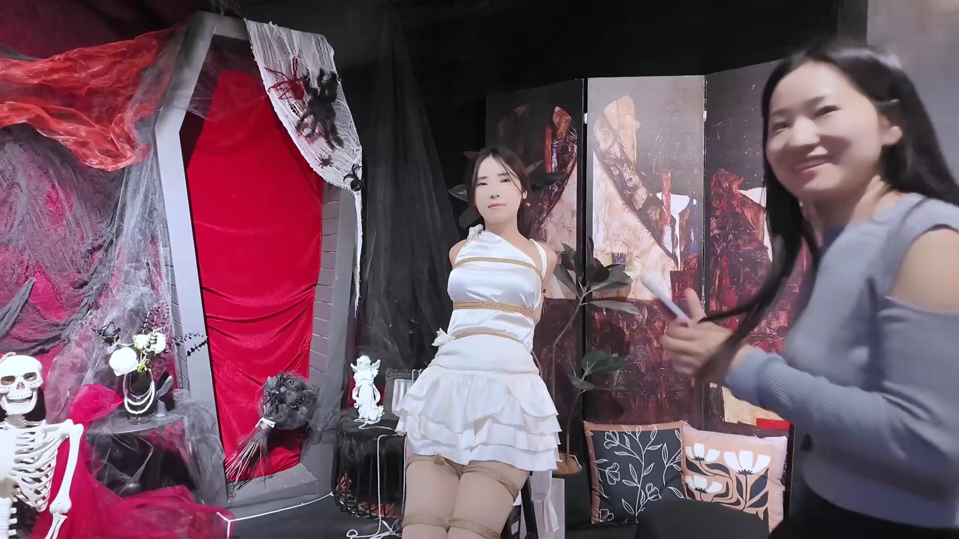 一绳所爱 服装模特杨若琳[00_47_48][20251114-115609].jpg