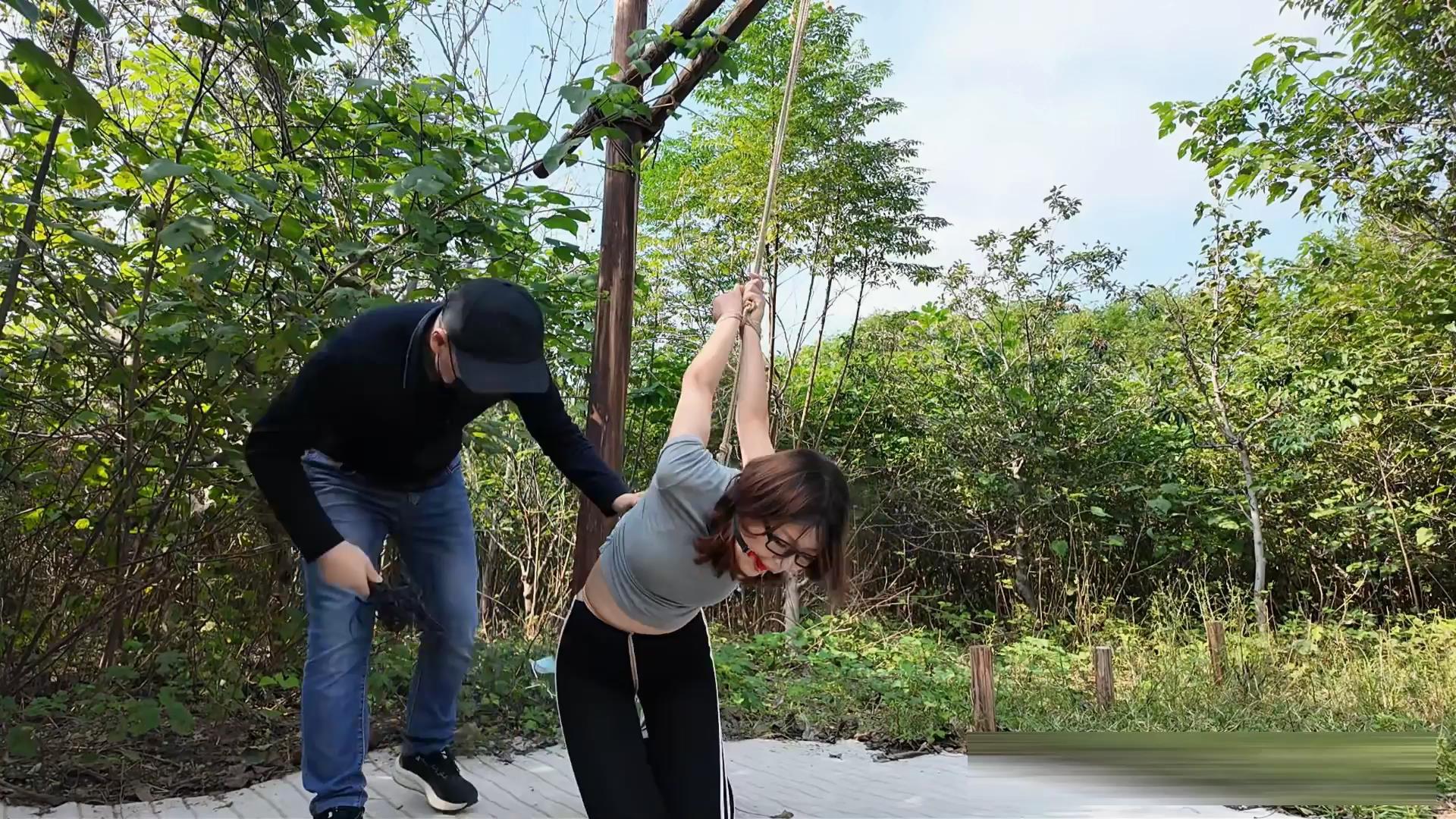 李大侠原创-绑架之晓琴 一[00_24_41][20251116-113853].jpg