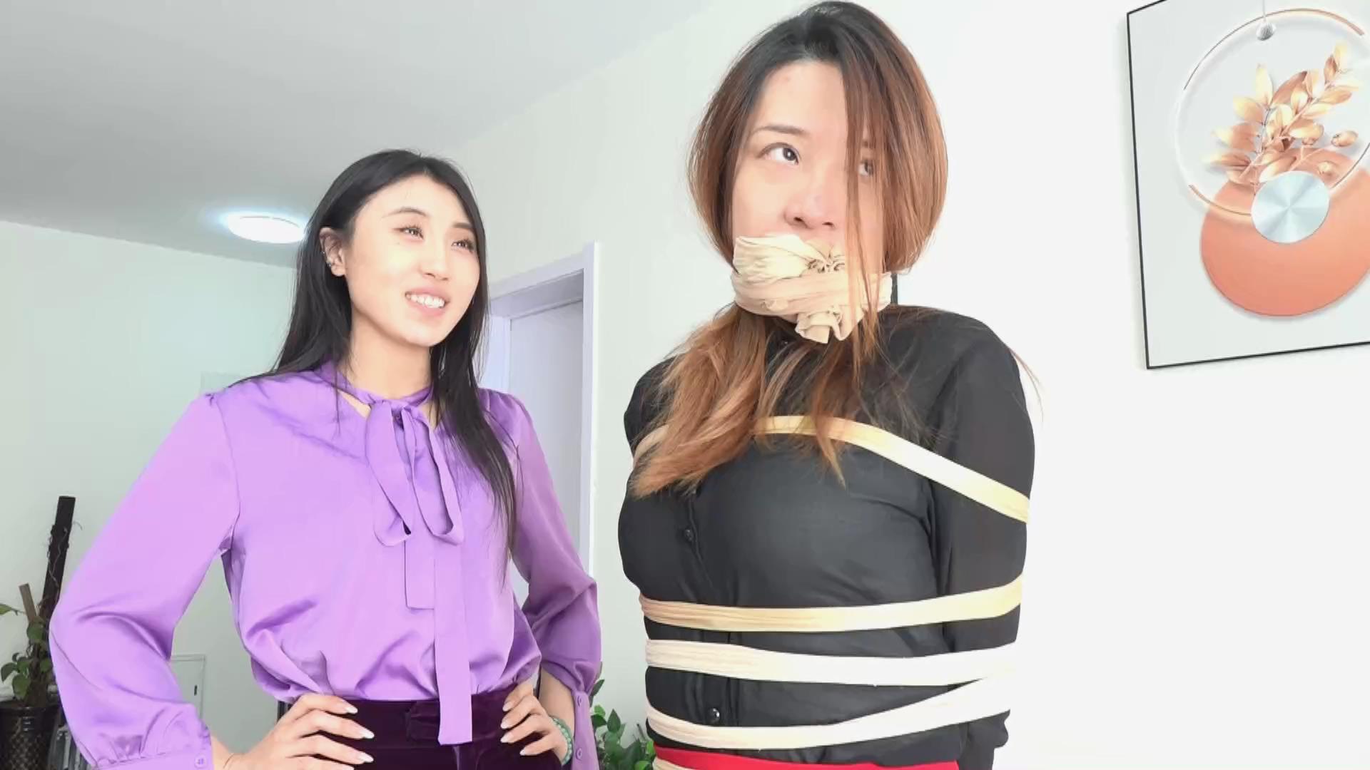 逍遥定制-楼上的高跟鞋声 上 琳琳、CC[00_31_00][20251120-153735].jpg