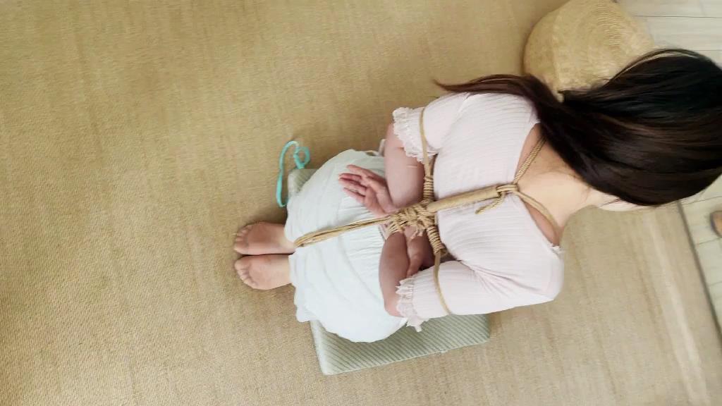 奥特曼 绳艺日常，世界上最怕痒的歪歪[00_00_22][20251125-142545].jpg