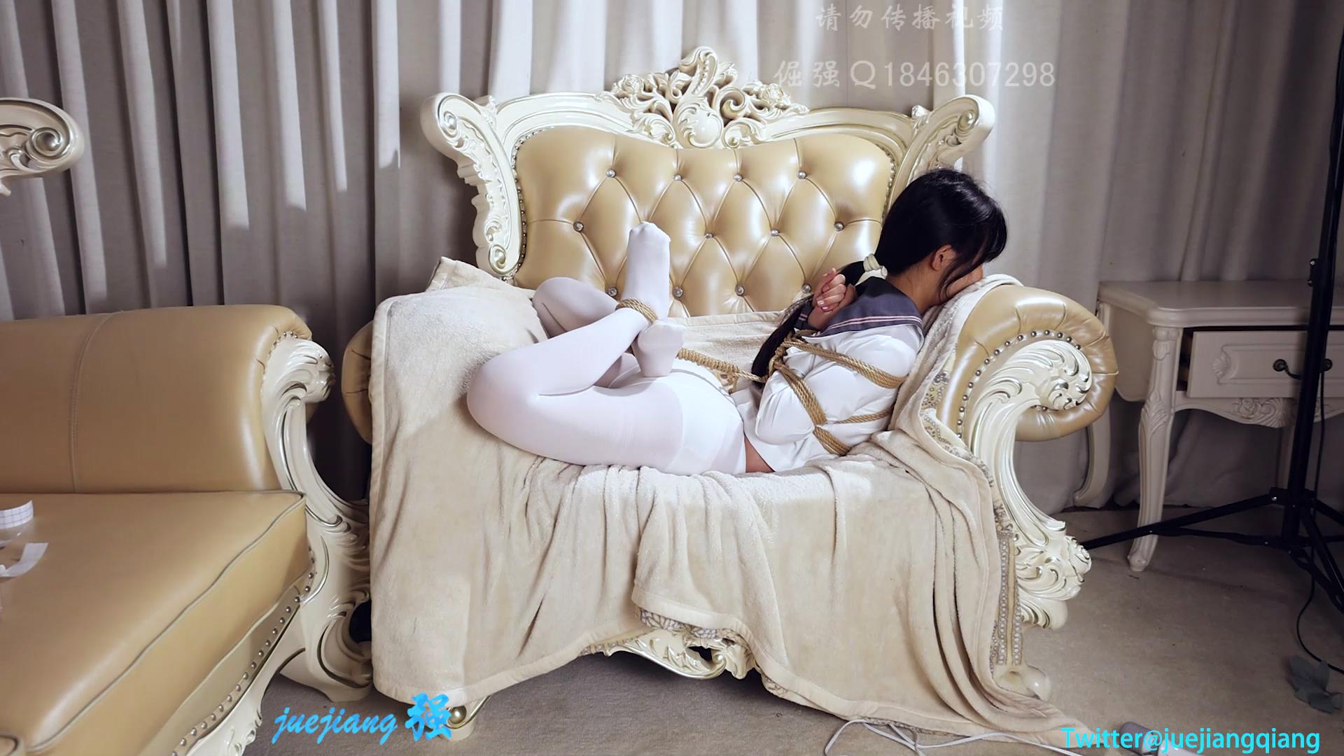 倔强原创 小羊柔韧度日常练习[00_11_38][20251126-153820].jpg