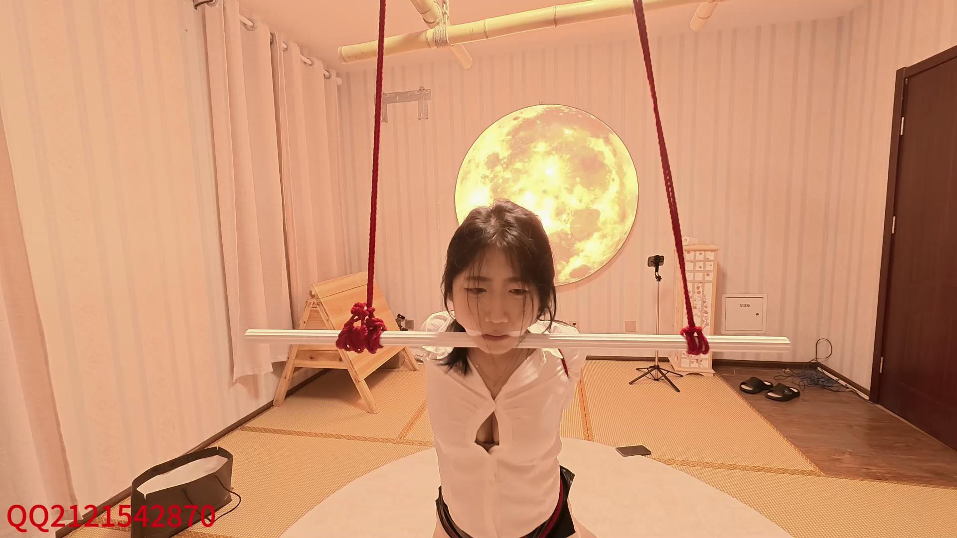 悦感日记 小美紧缚棒棒刺激强制抬头分腿强[00_13_48][20251127-153455].jpg