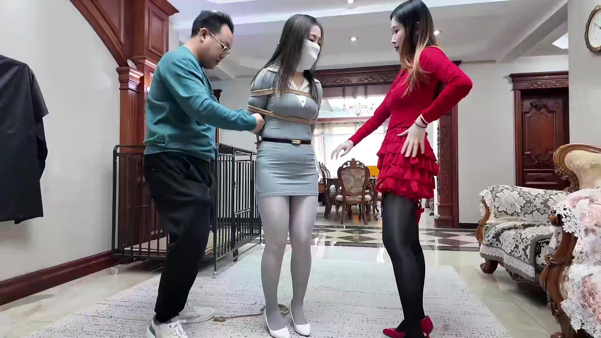 枫叶工作室-彩虹与黑猫 新美人捕获 大灰[00_04_24][20251201-162948].jpg