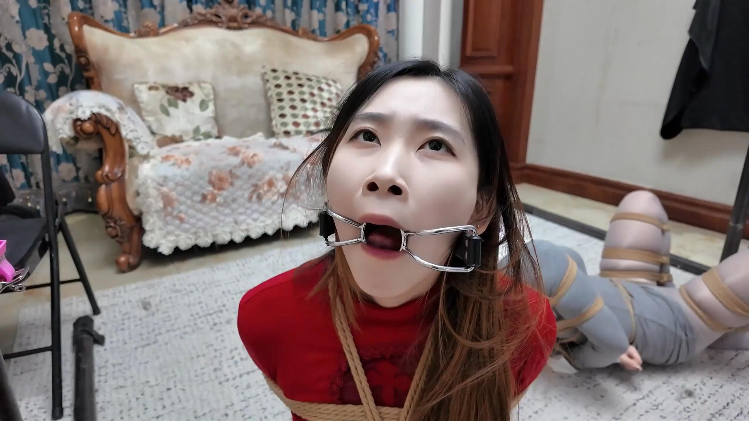 枫叶工作室-彩虹与黑猫 新美人捕获 红与[00_22_50][20251206-124418].jpg