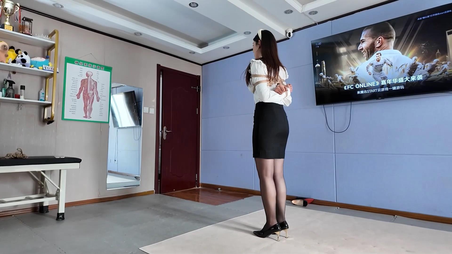 一绳所爱-职业白领星雨的劫难 素人少妇茜[00_38_06][20251207-122132].jpg