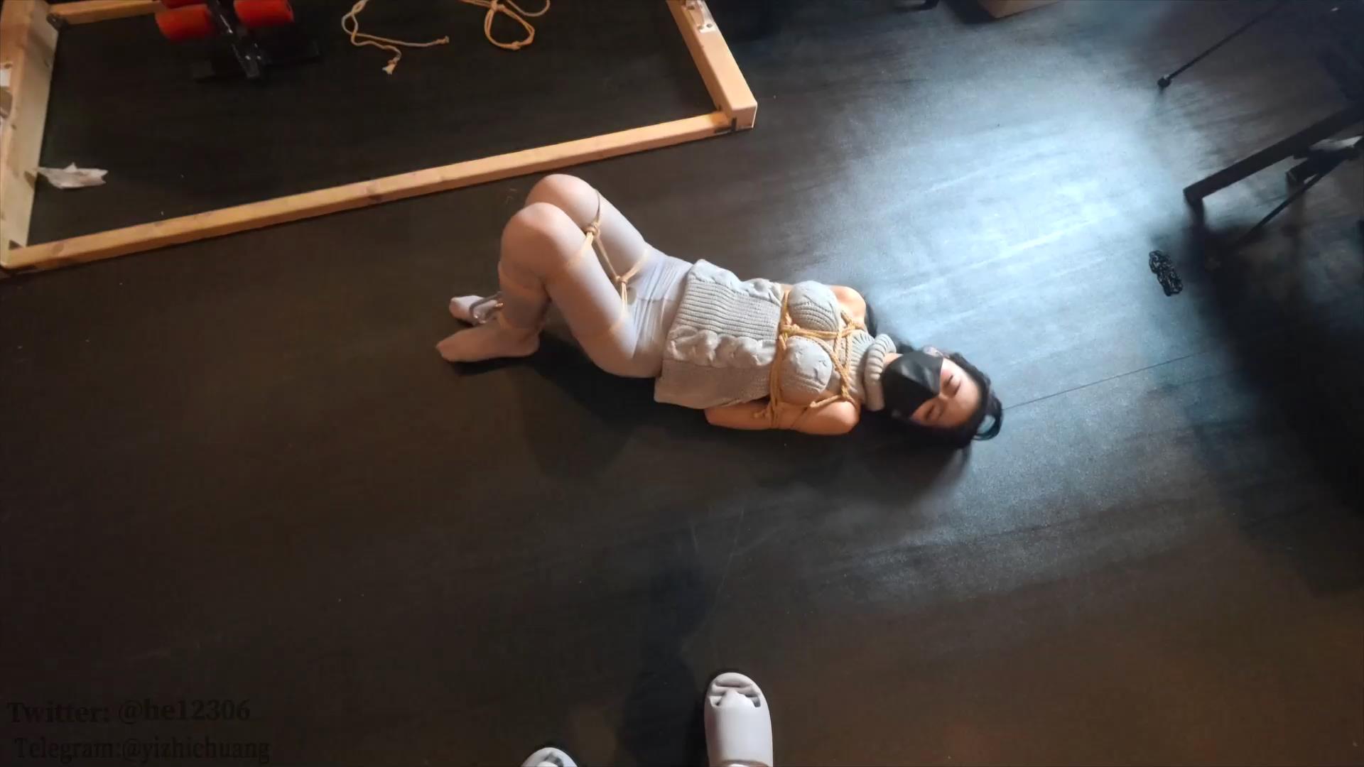 意之窗 汤圆 灰丝 骑马机 走绳 倒吊转[00_33_01][20251211-173137].jpg