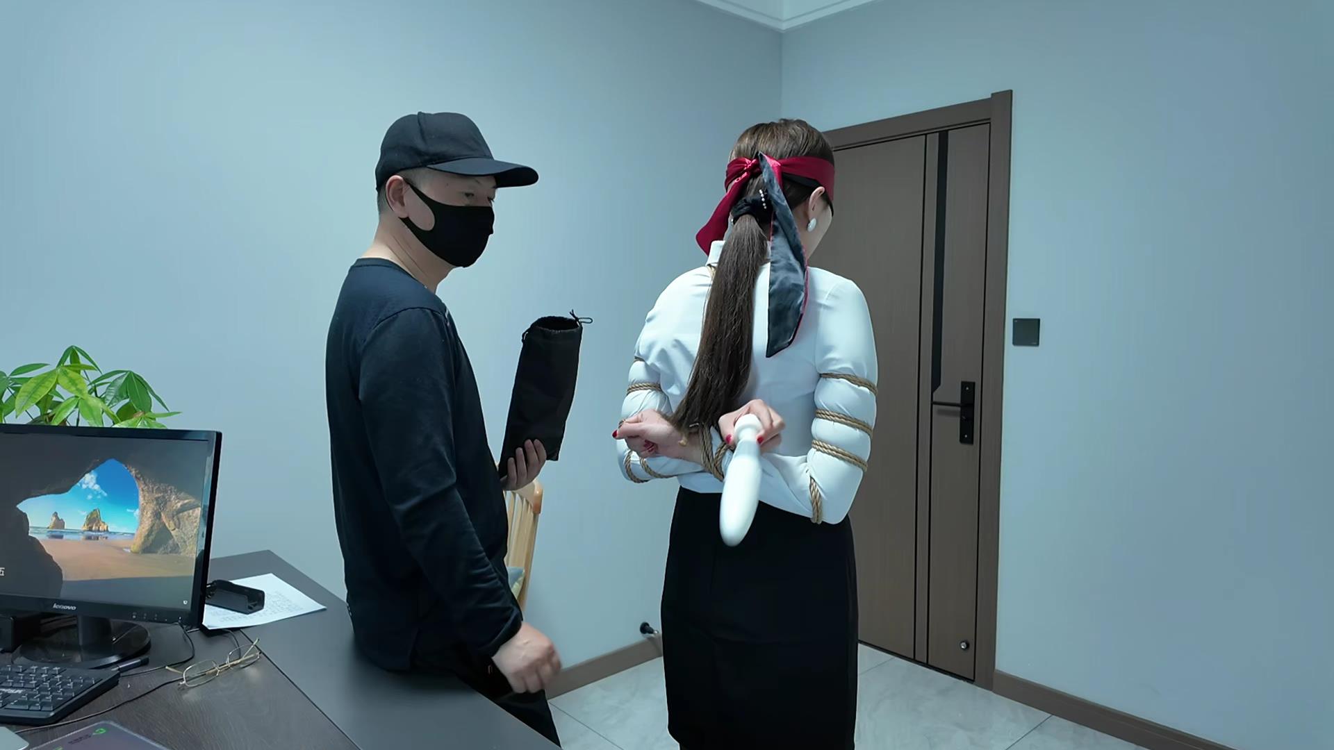 李大侠原创-女经理自嗨续集 下[00_01_35][20251211-173230].jpg