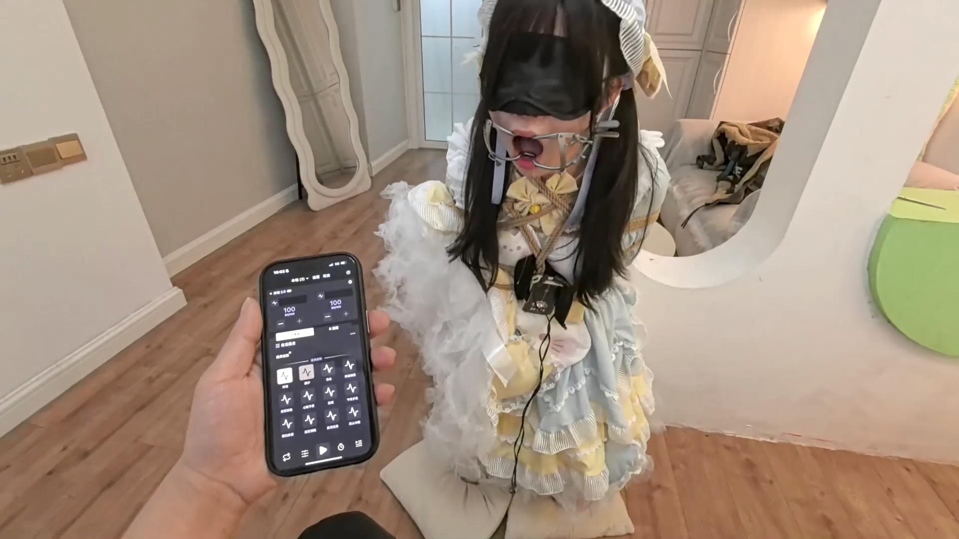 FXX 暴走的小萝莉，郊狼电击上双百强度[00_34_46][20251216-143152].jpg