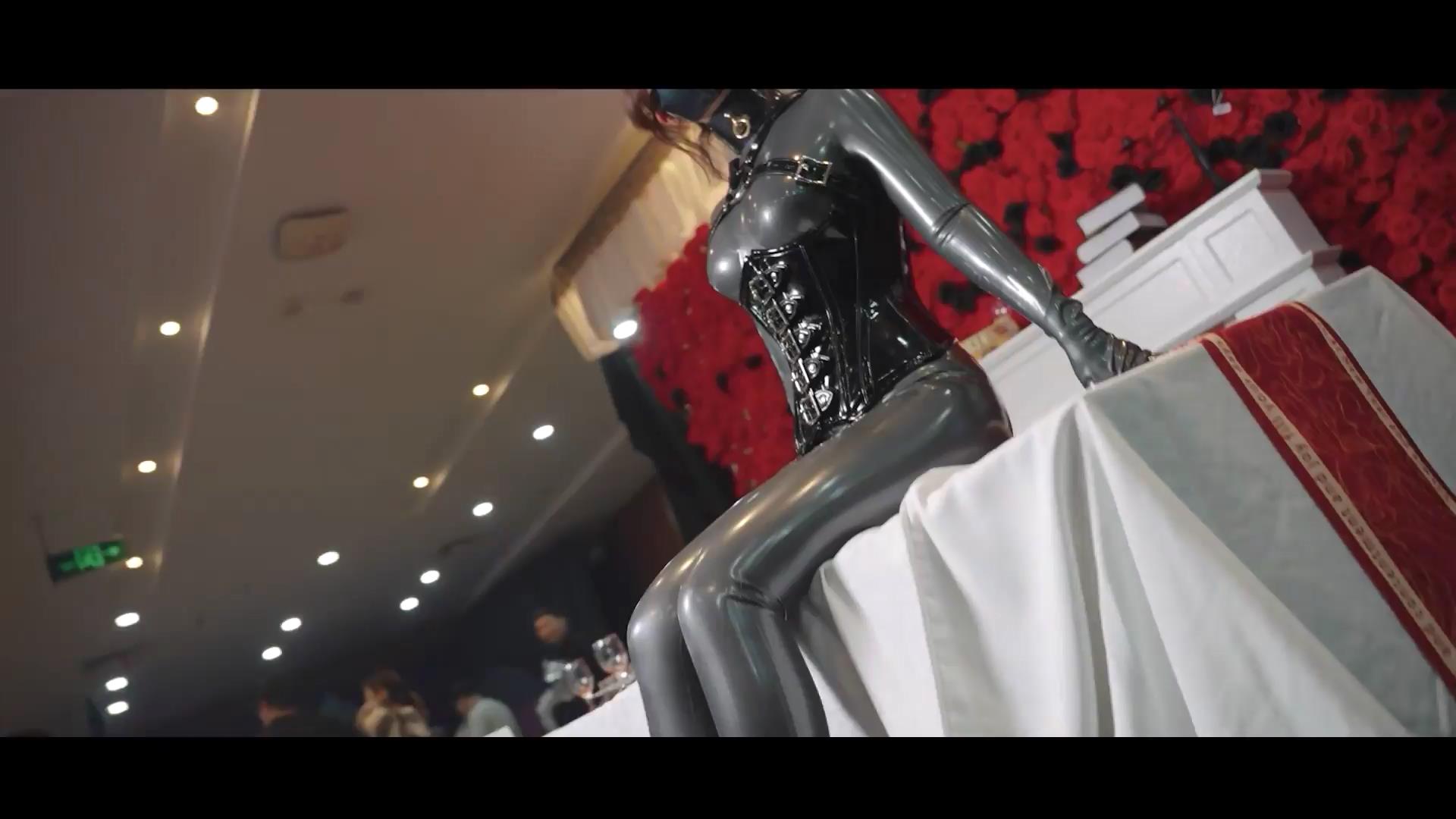 半岛束艺台-感官于市：胶 落叶主演[20251216-143958].jpg