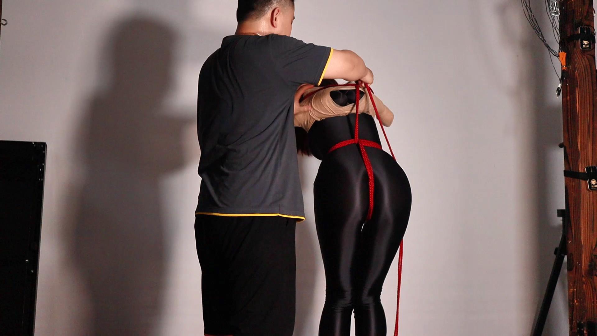 路由原创 小鸡翘臀缚-小纯[00_06_50][20251218-144110].jpg