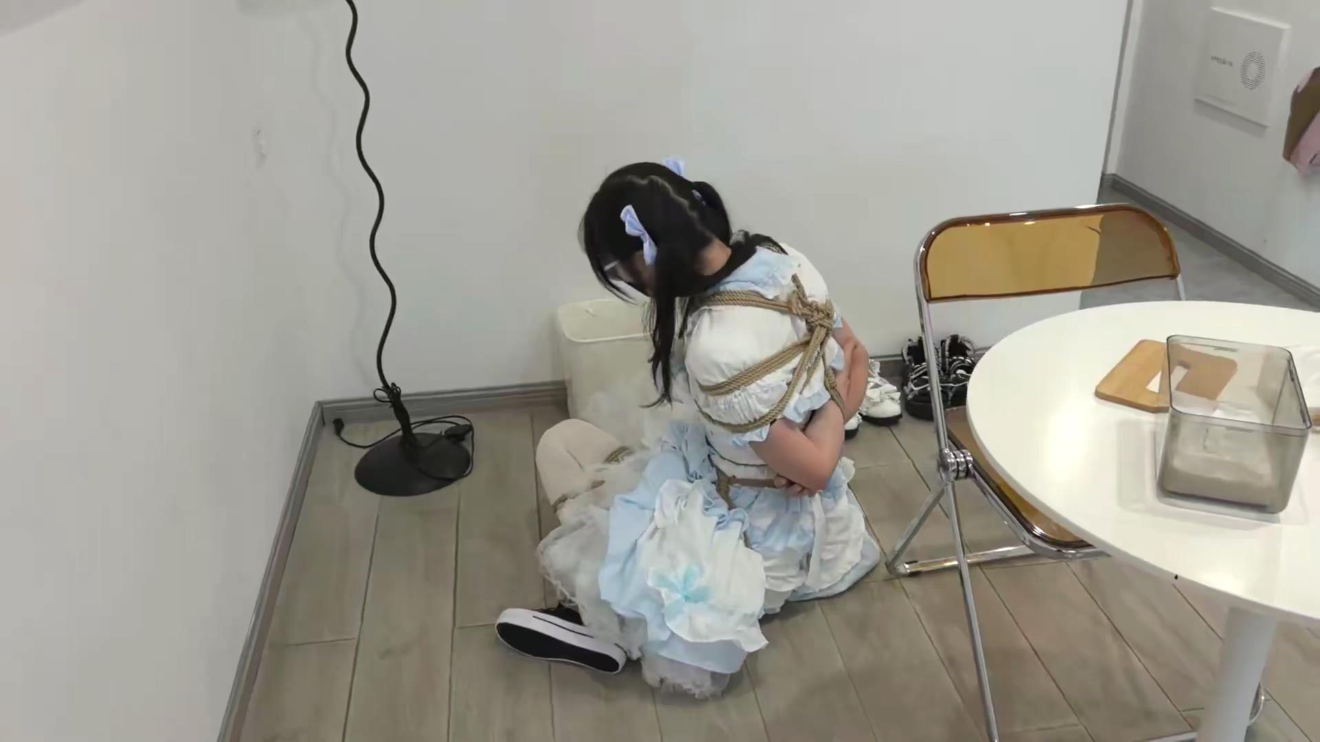 Fxx 束缚lo娘限制行动 挺有趣的剧本[00_23_23][20251224-141517].jpg