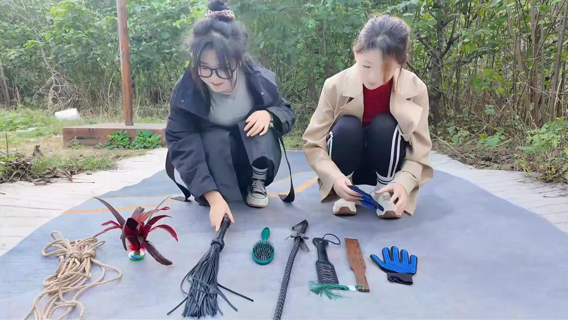 李大侠原创-踏青之tk、Sp游戏 上集[00_00_40][20251224-142252].jpg