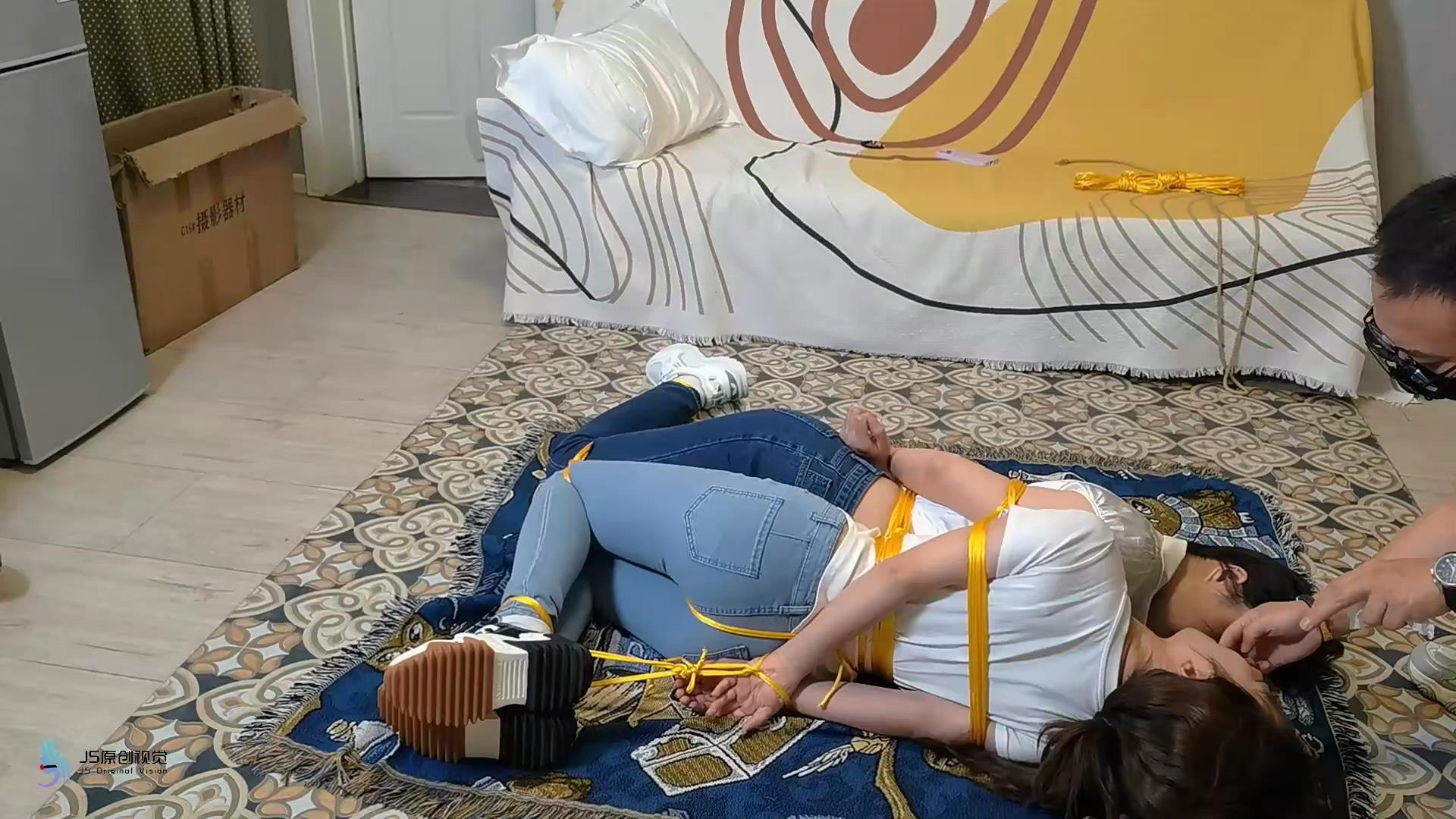 【Js】哈妮、夏沐 双人地上驷马实录[00_14_57][20251227-152138].jpg