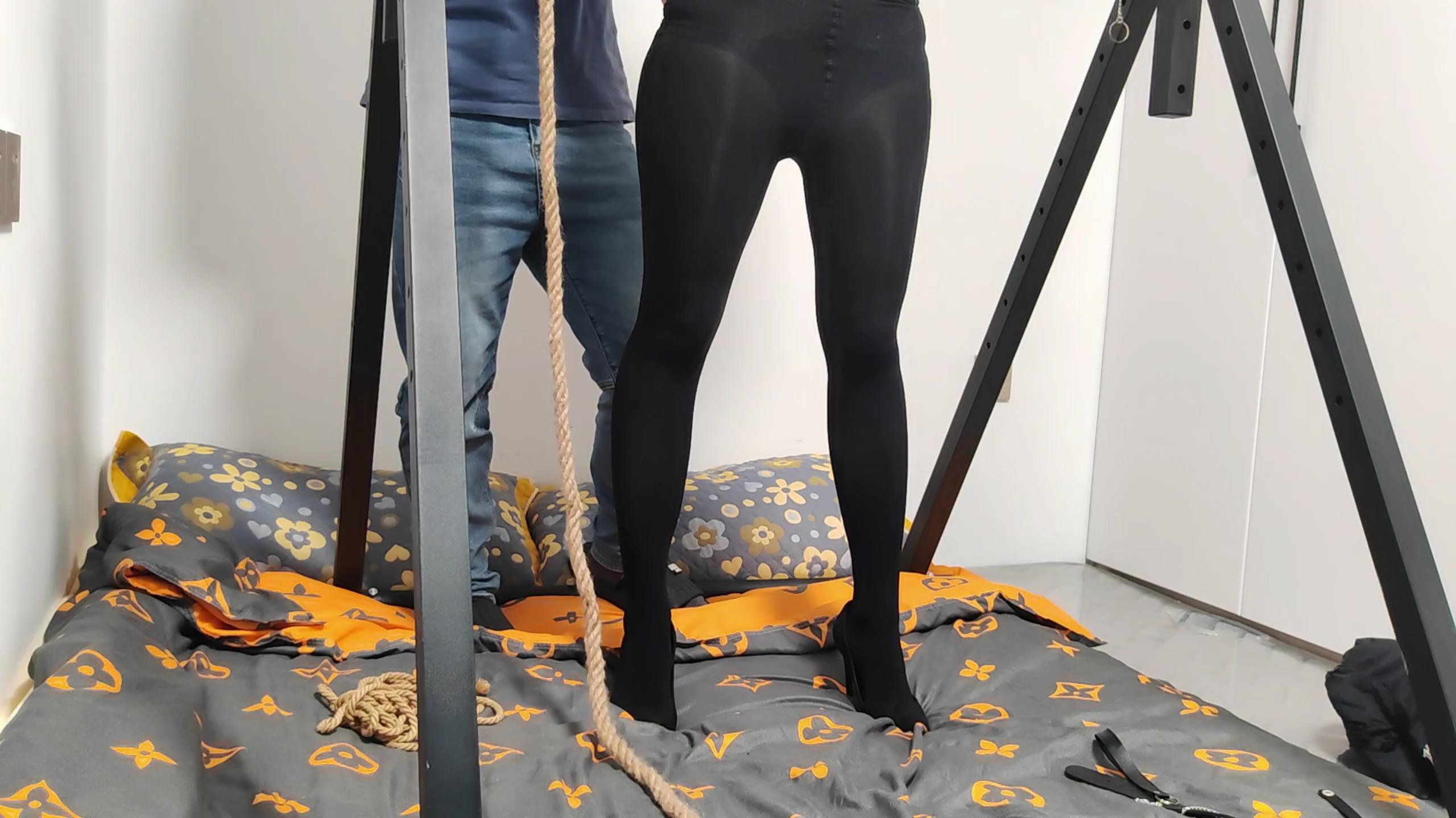 束人映像 女老大的覆灭[00_33_03][20251228-235432].jpg