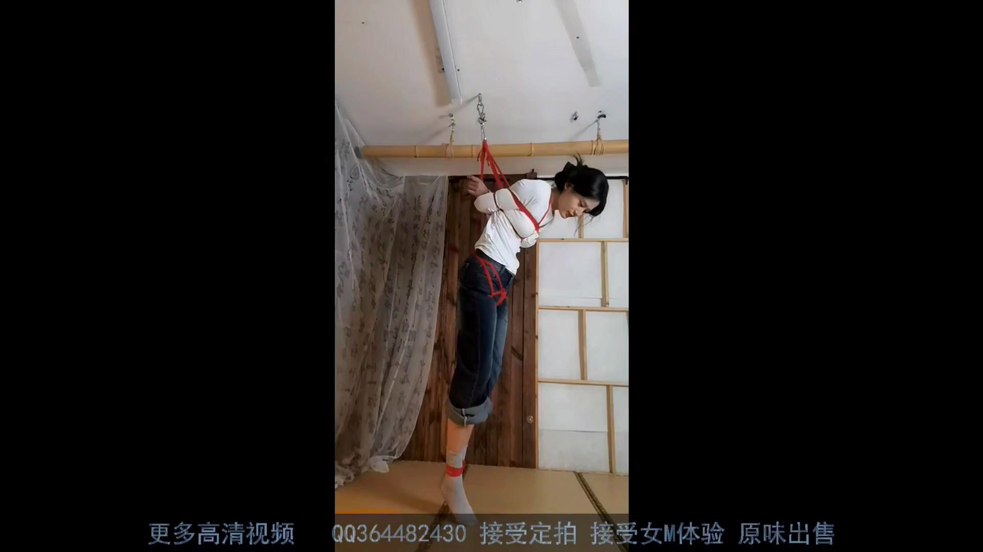 绳舞飞扬 美女博主梦儿的紧缚体验 绑到虚[00_31_39][20251229-143950].jpg