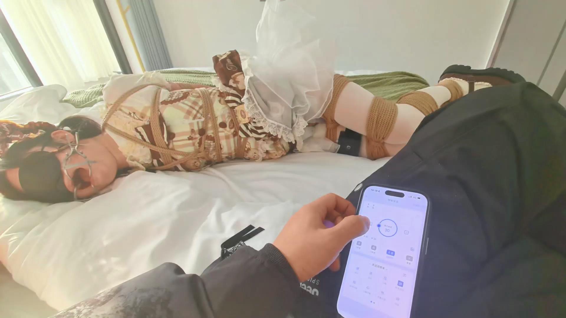 FXX 她们的故事 从清晨的一缕阳光到傍[00_31_17][20251230-161033].jpg